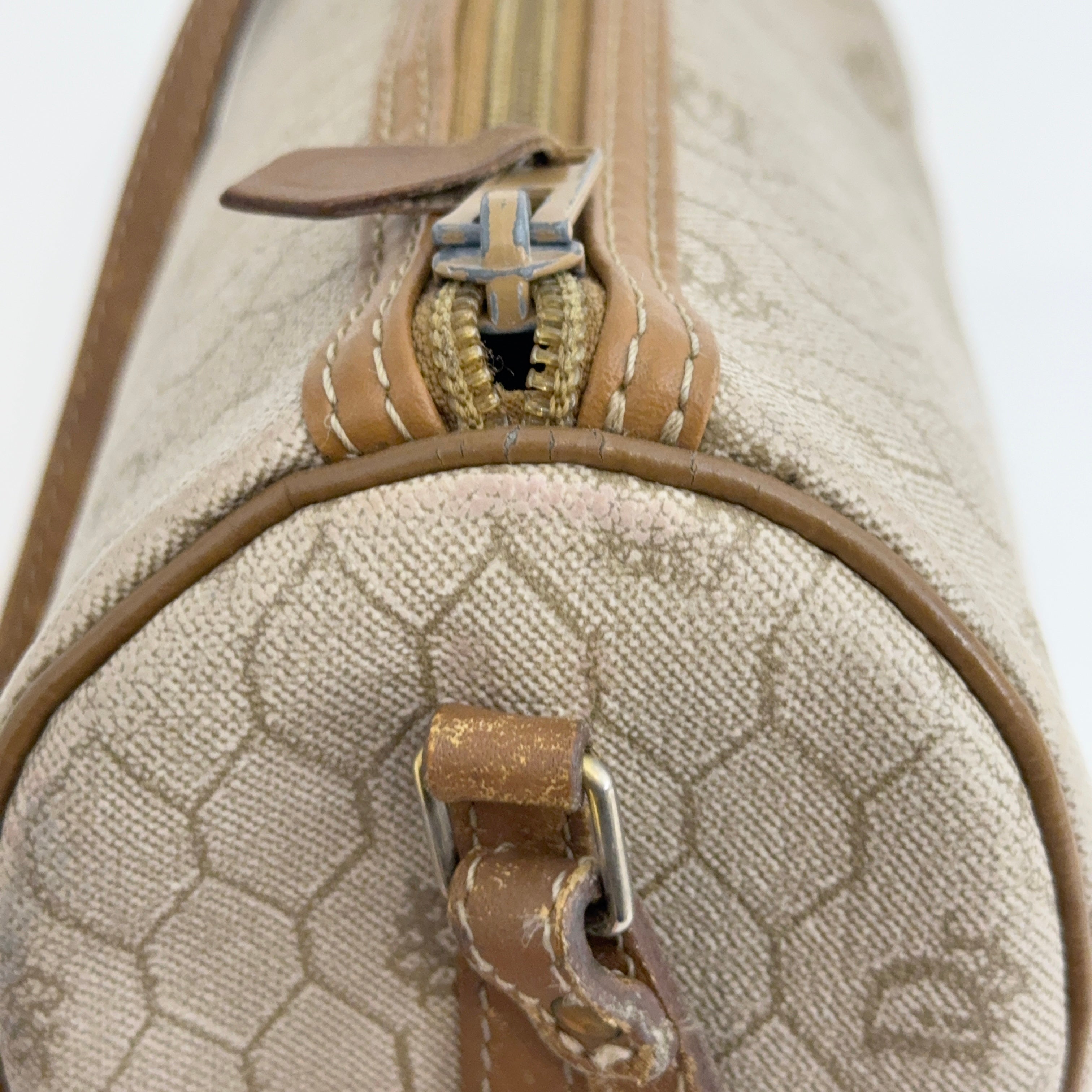 Circle Honeycomb Shoulder Bag