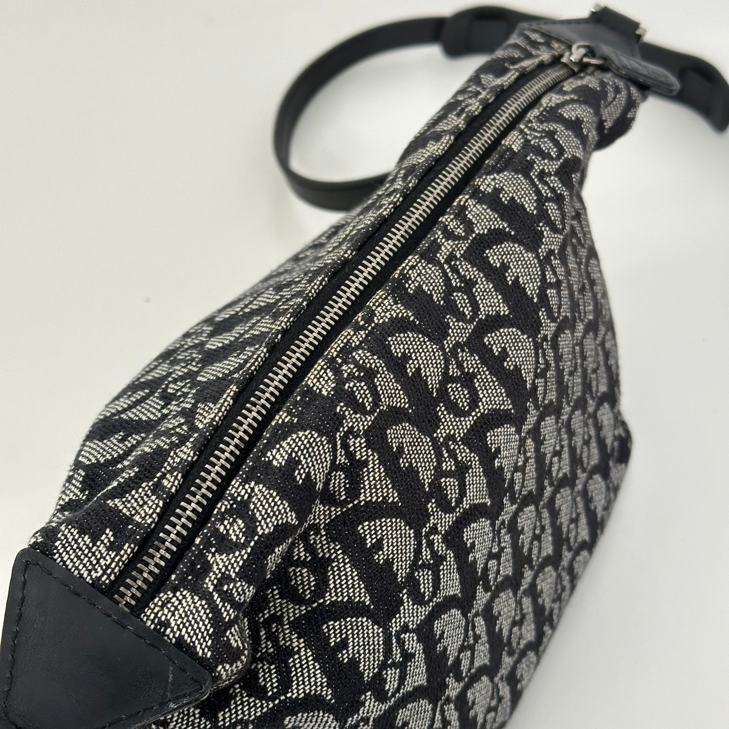 Black Small Trotter Crossbody
