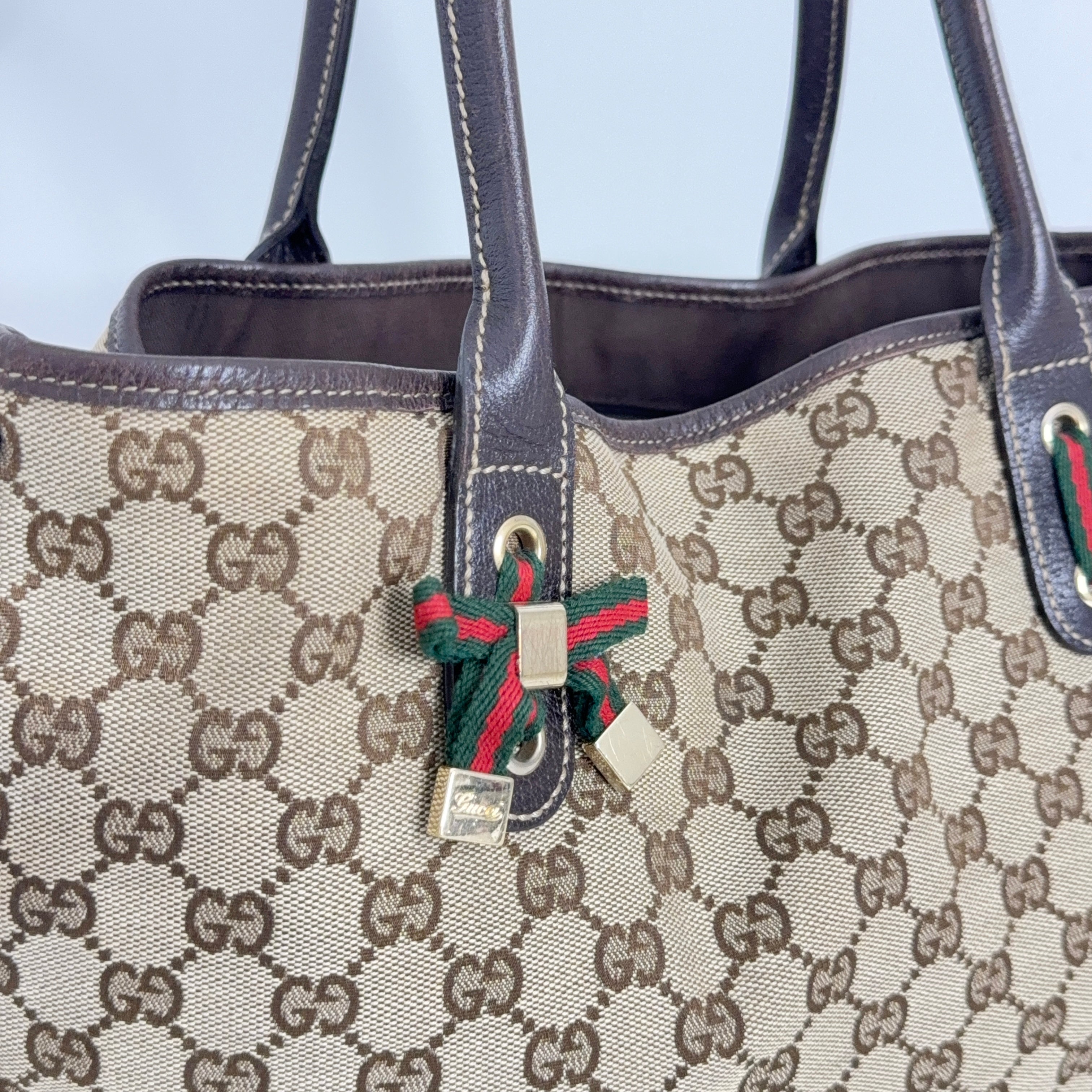Medium Prince Shoulder Bag