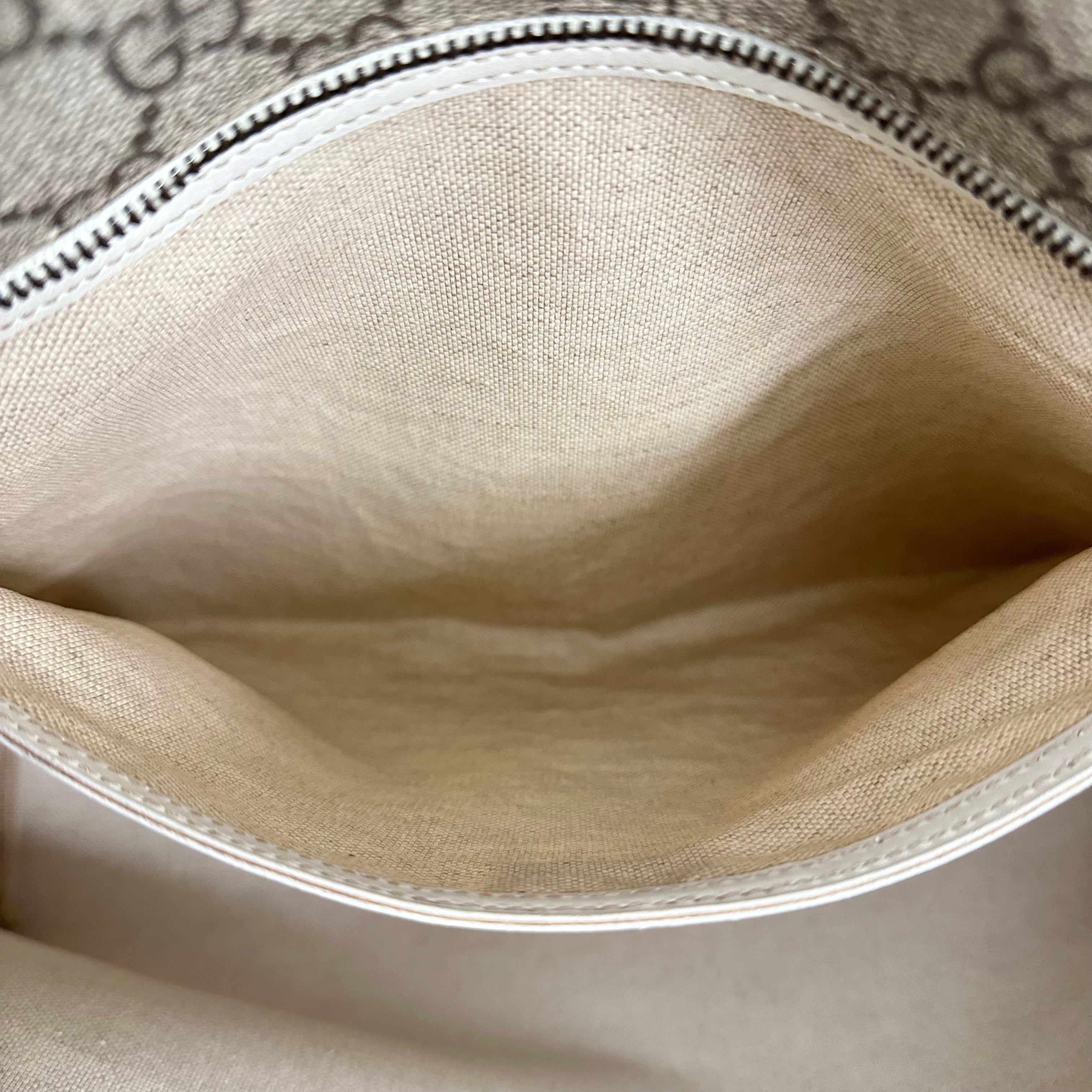 Supreme Tote