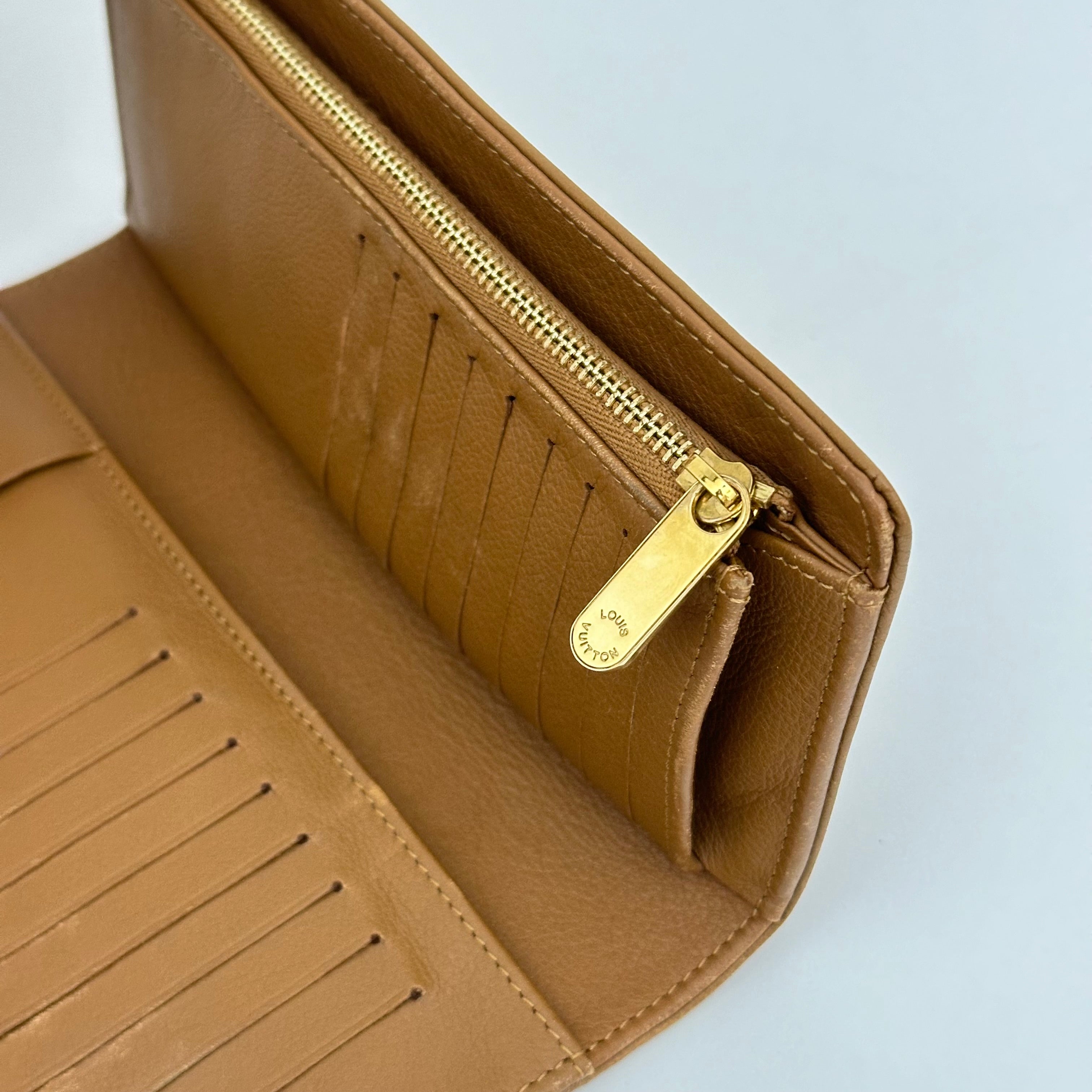 Amelia Wallet