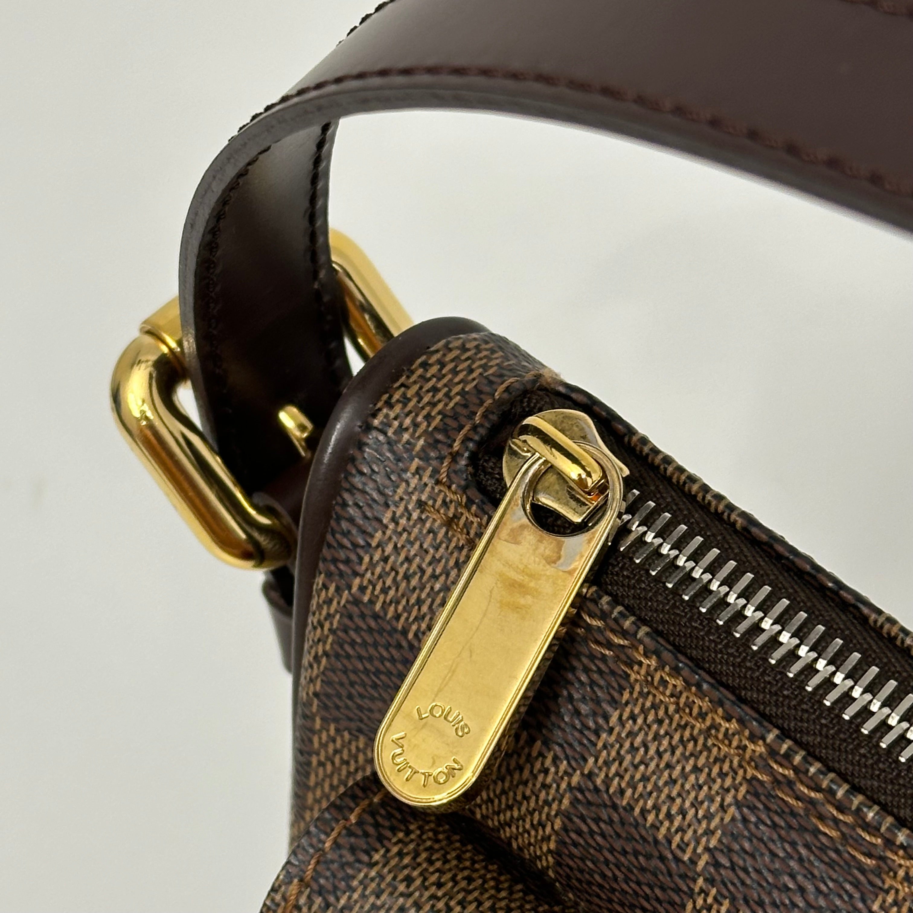 Damier Ebene Revello