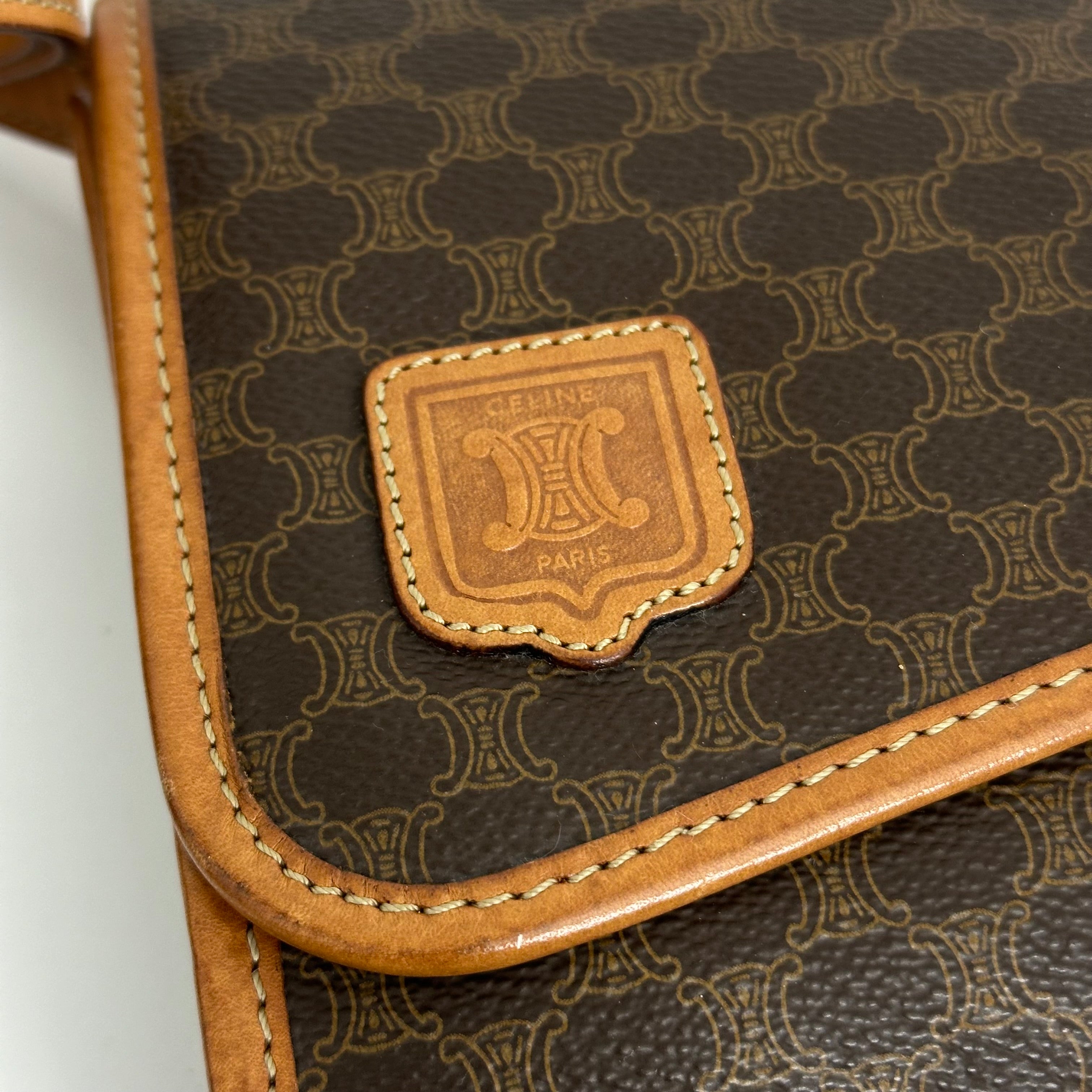 Macadam Envelope Crossbody