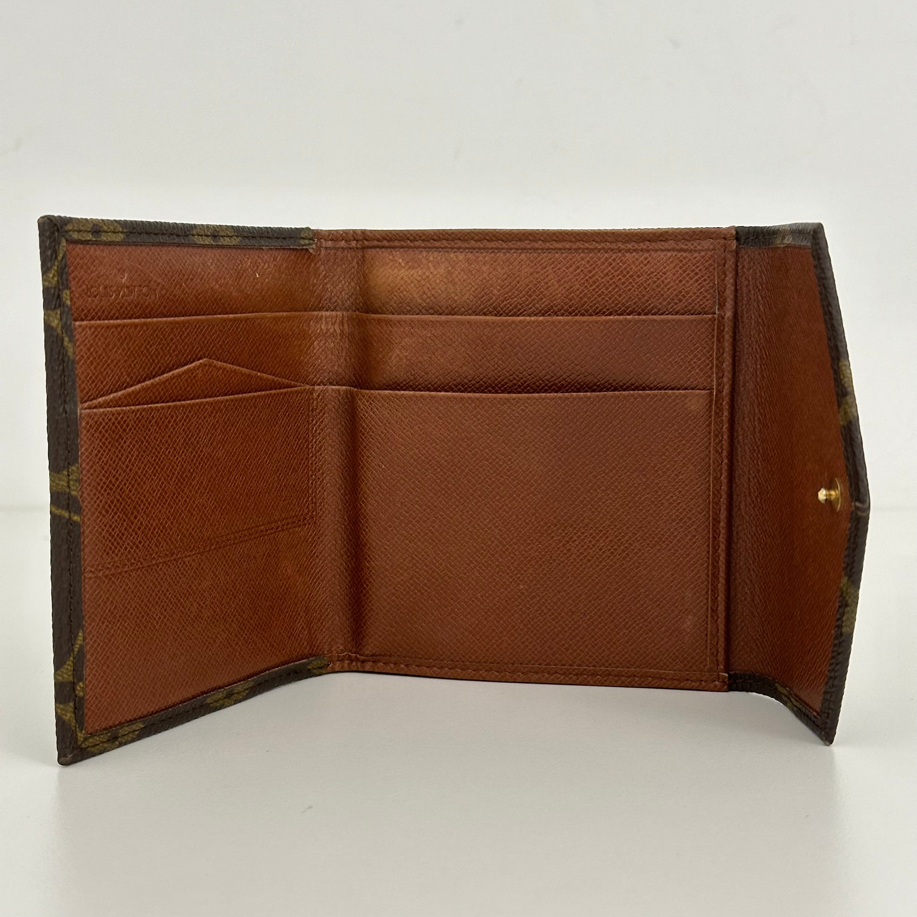 Double Snap Wallet