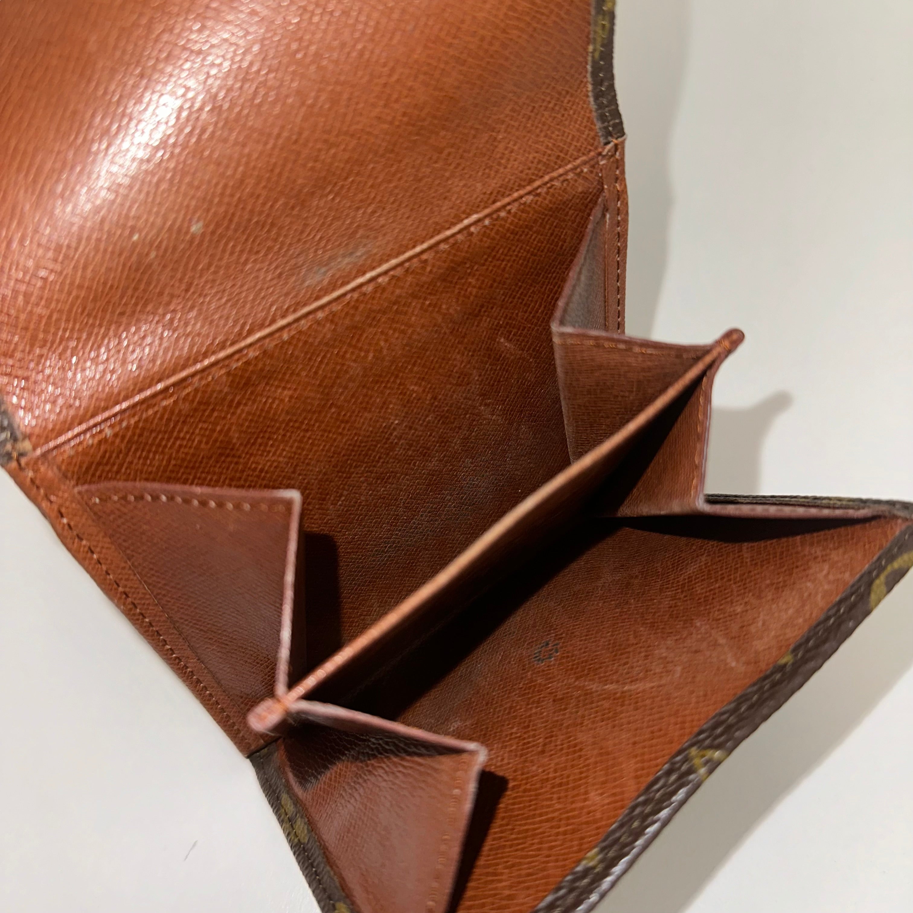 Double Snap Wallet