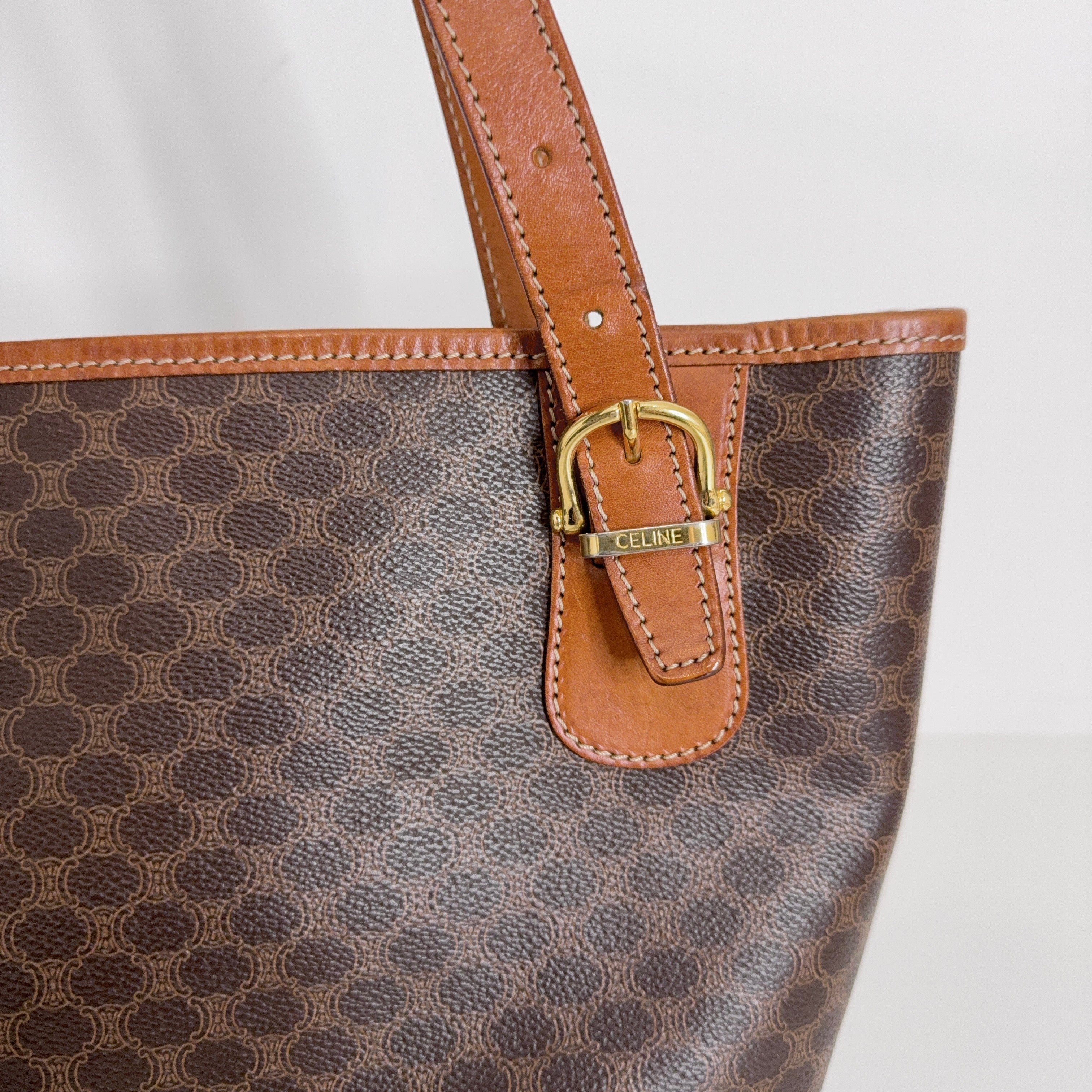 Macadam Bucket Bag