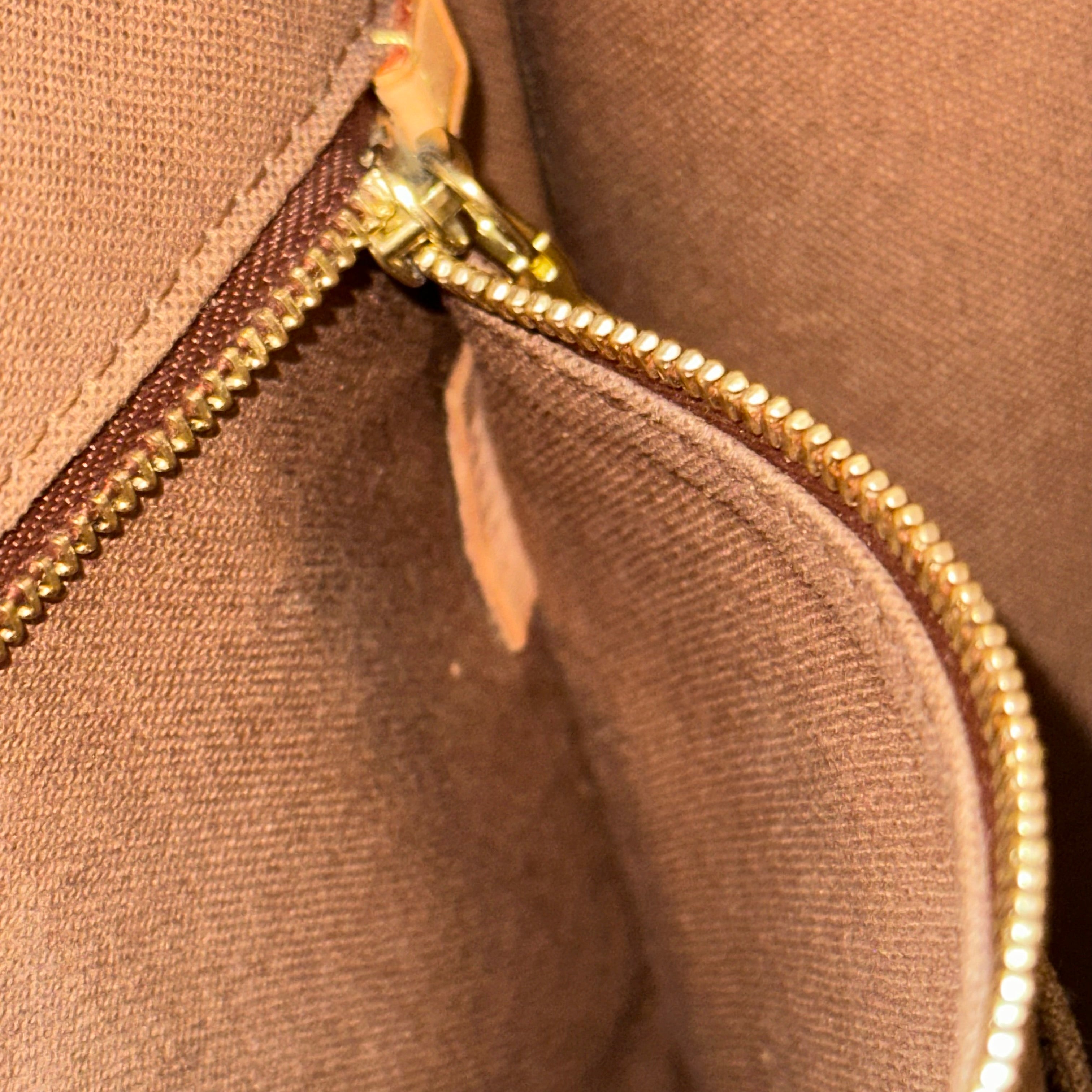 Monogram Sac Plat PM