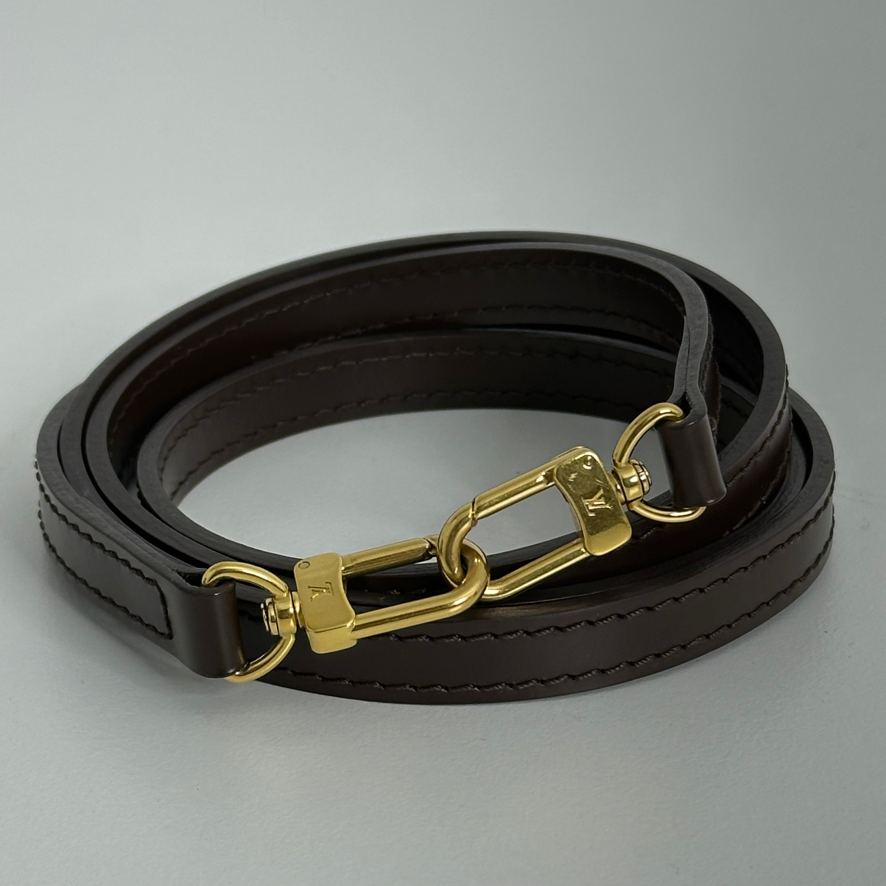 Eva Pochette