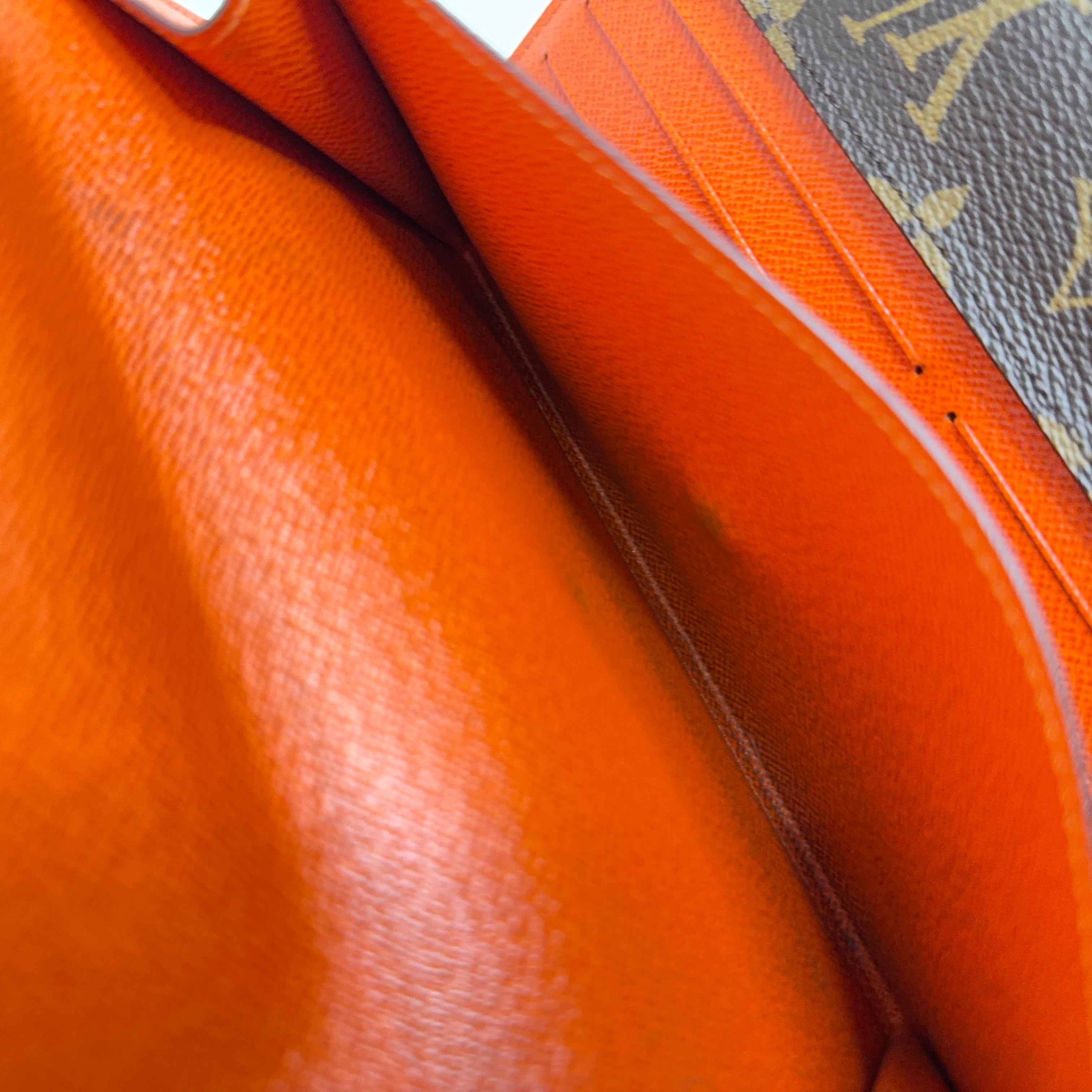 Marie-Lou Wallet