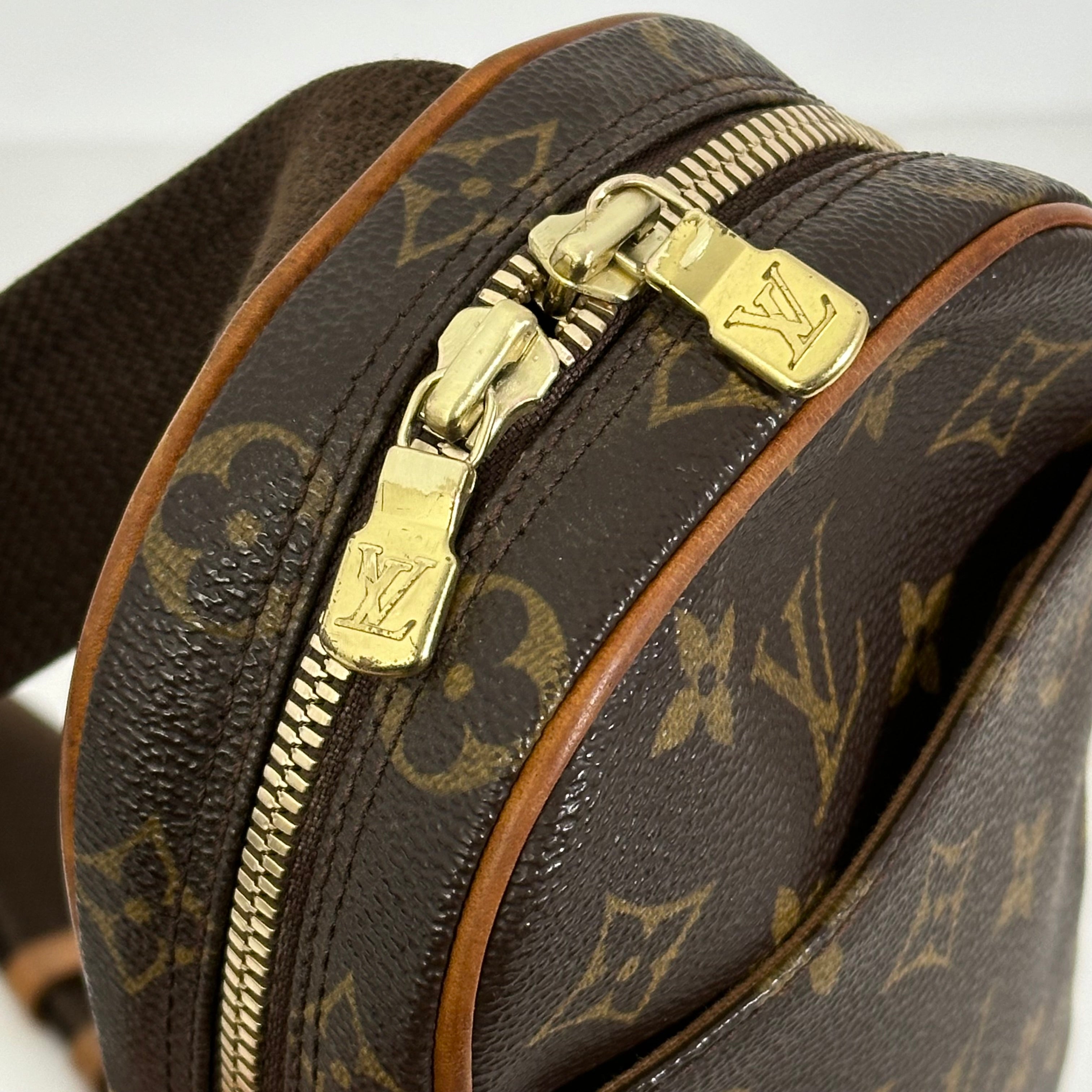 Monogram Pochette Gange