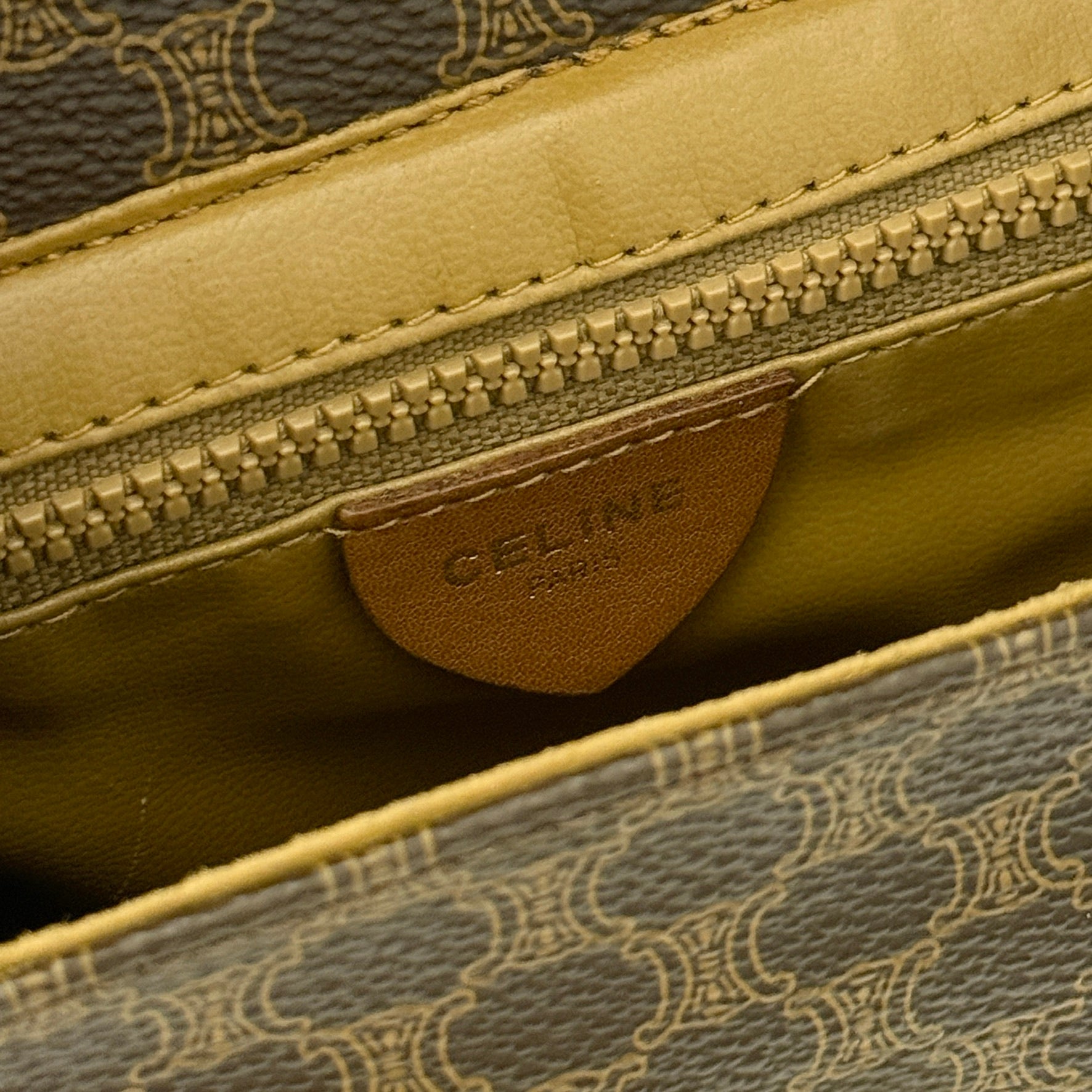 Mini Vintage Macadam Crossbody