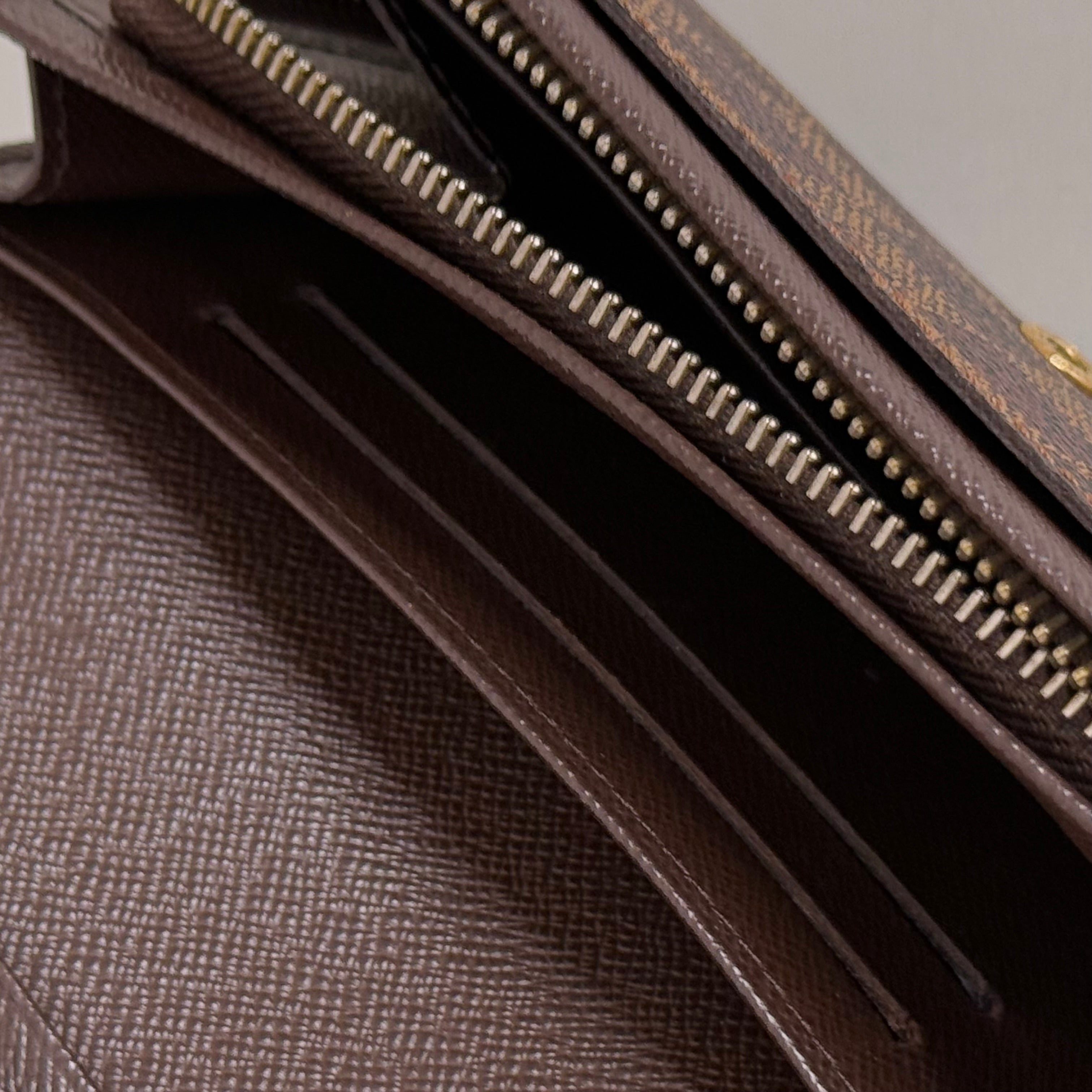Damier Ebene Compact Wallet
