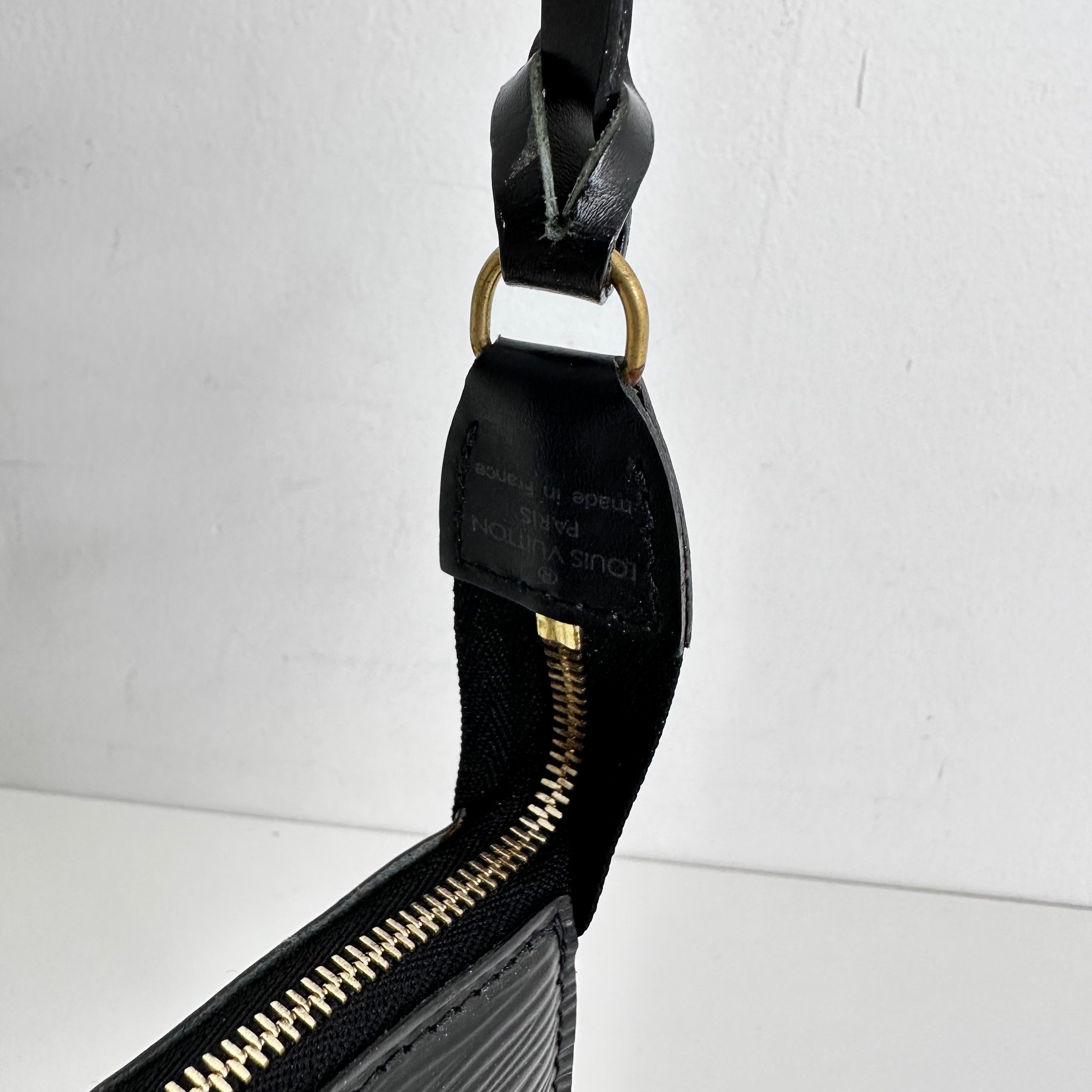 Black Epi Pochette Accessorie