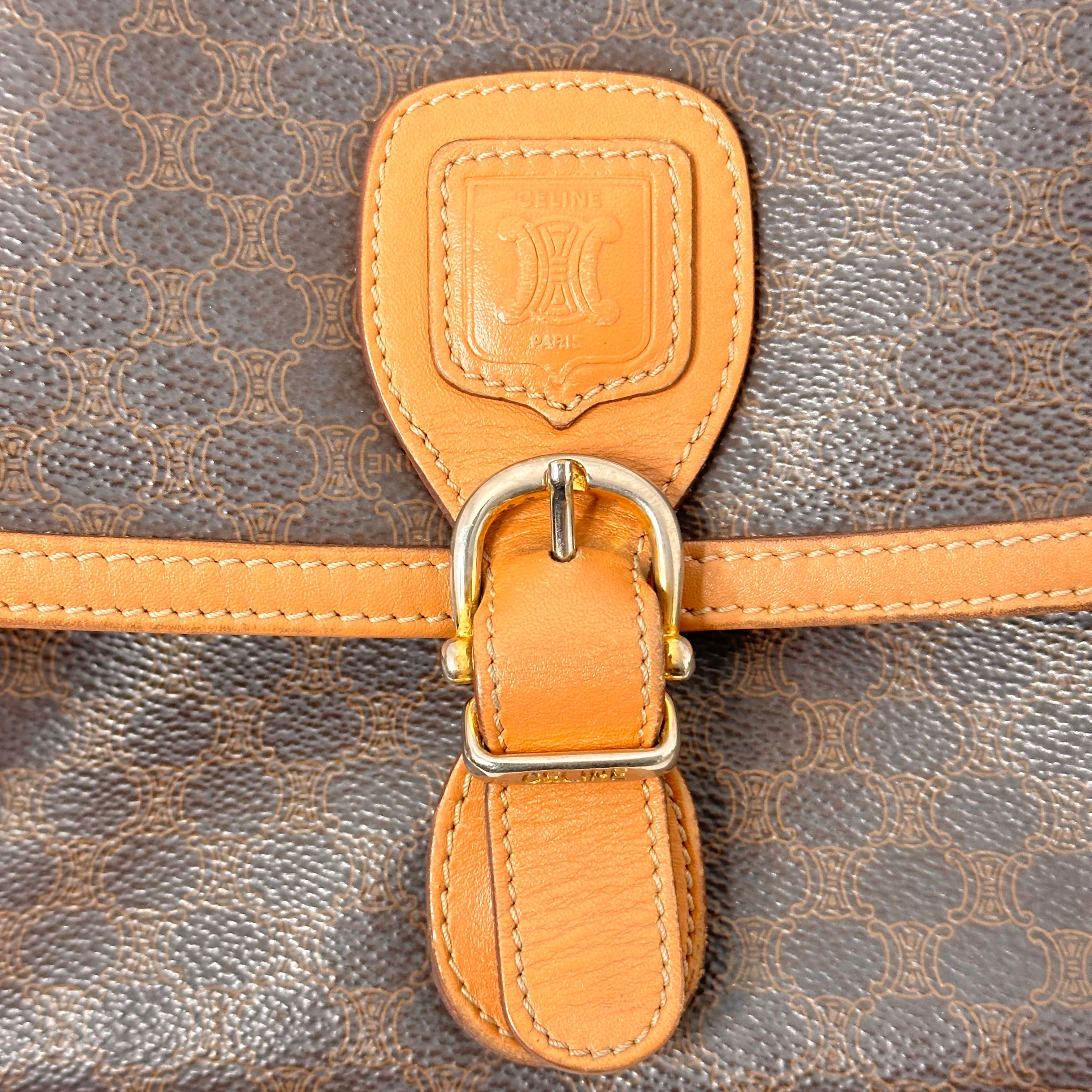 Macadam Crossbody