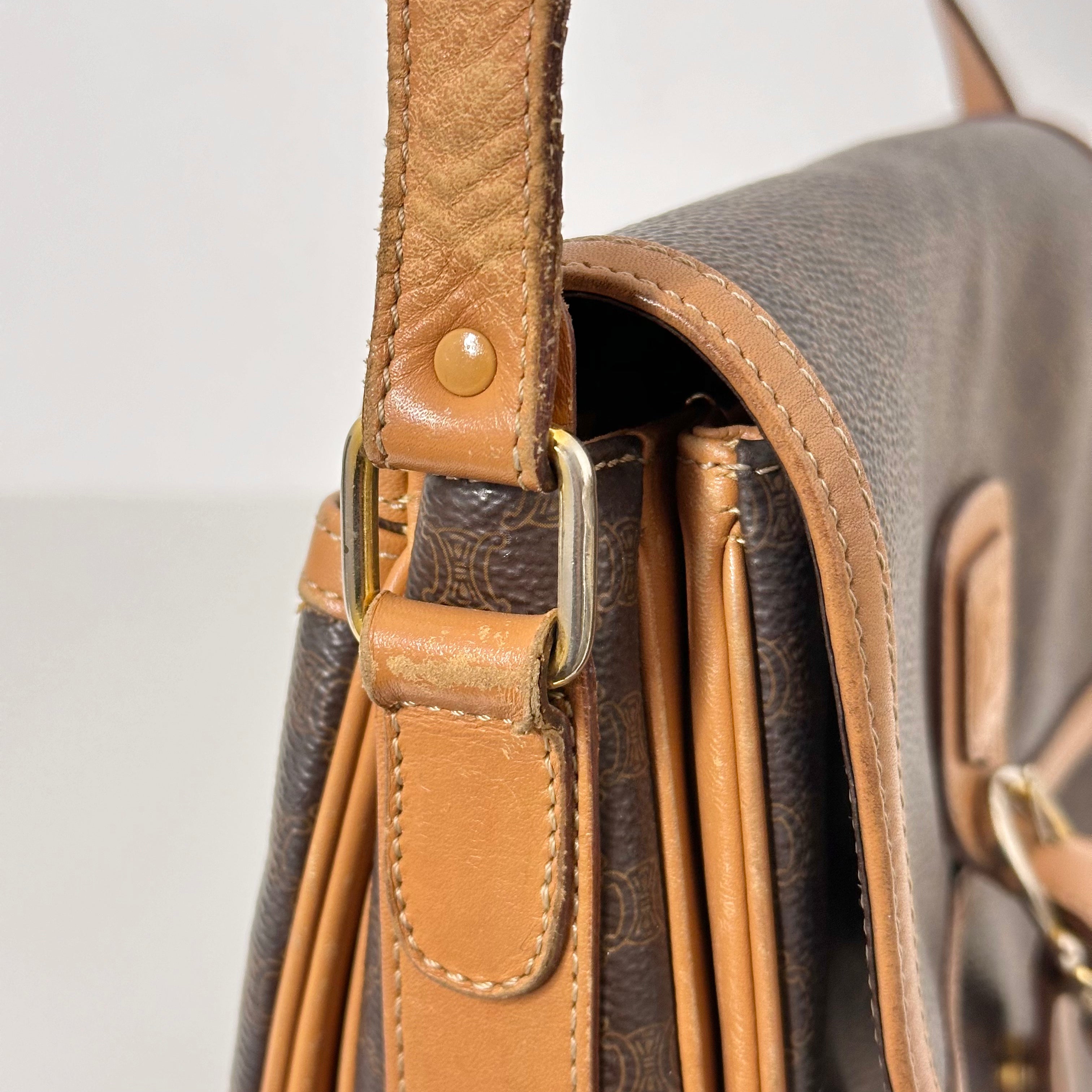 Macadam Crossbody
