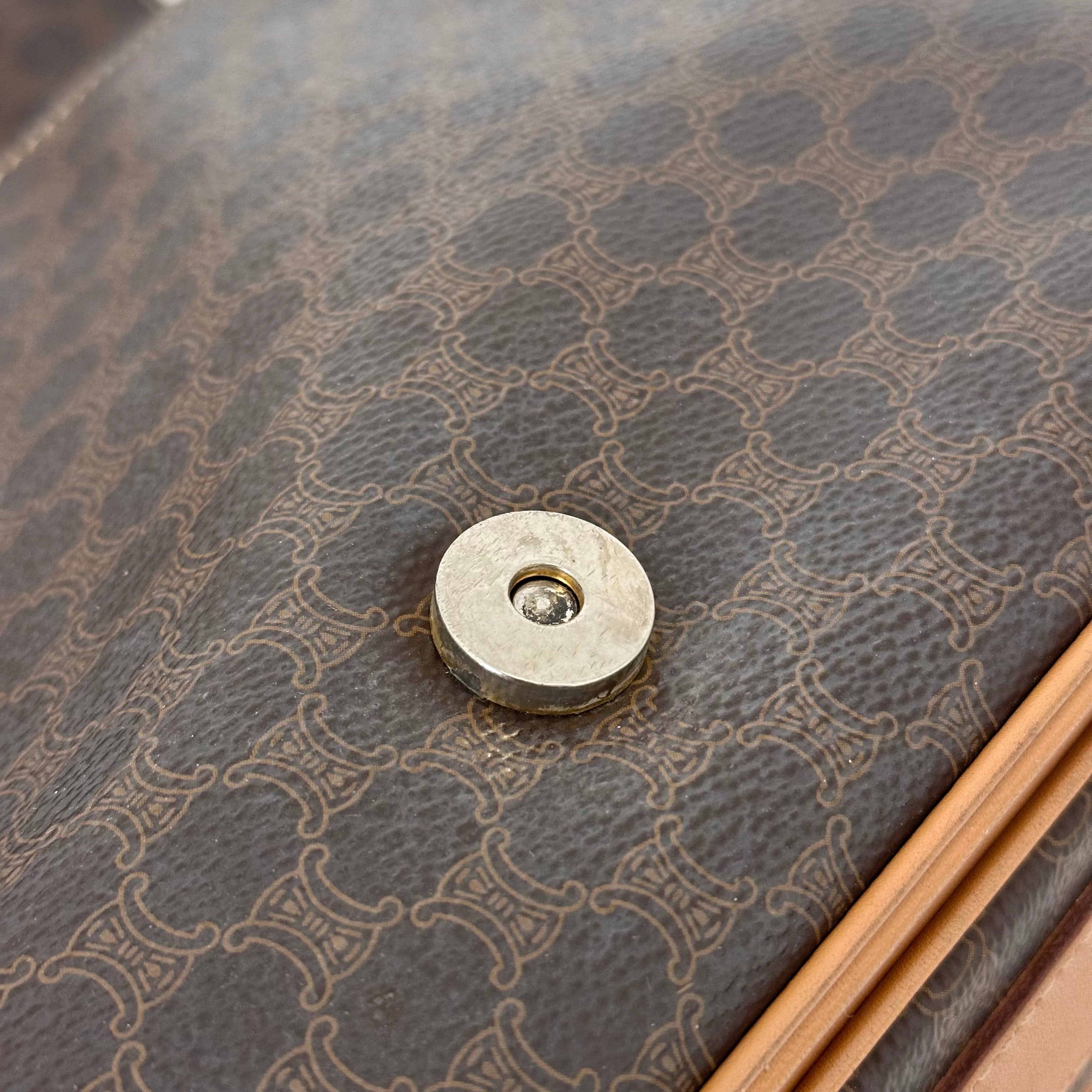 Macadam Crossbody