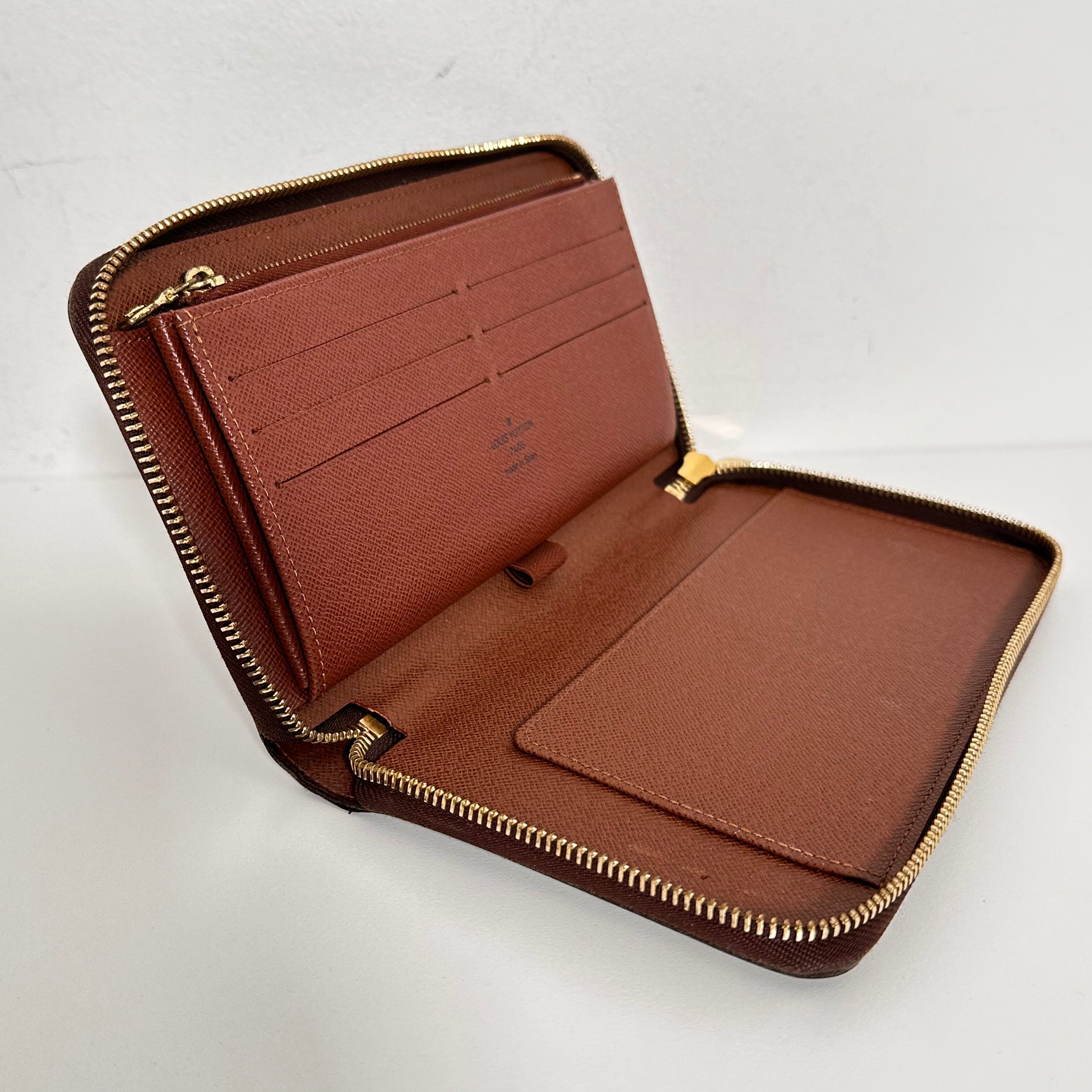 Zippy Organizer