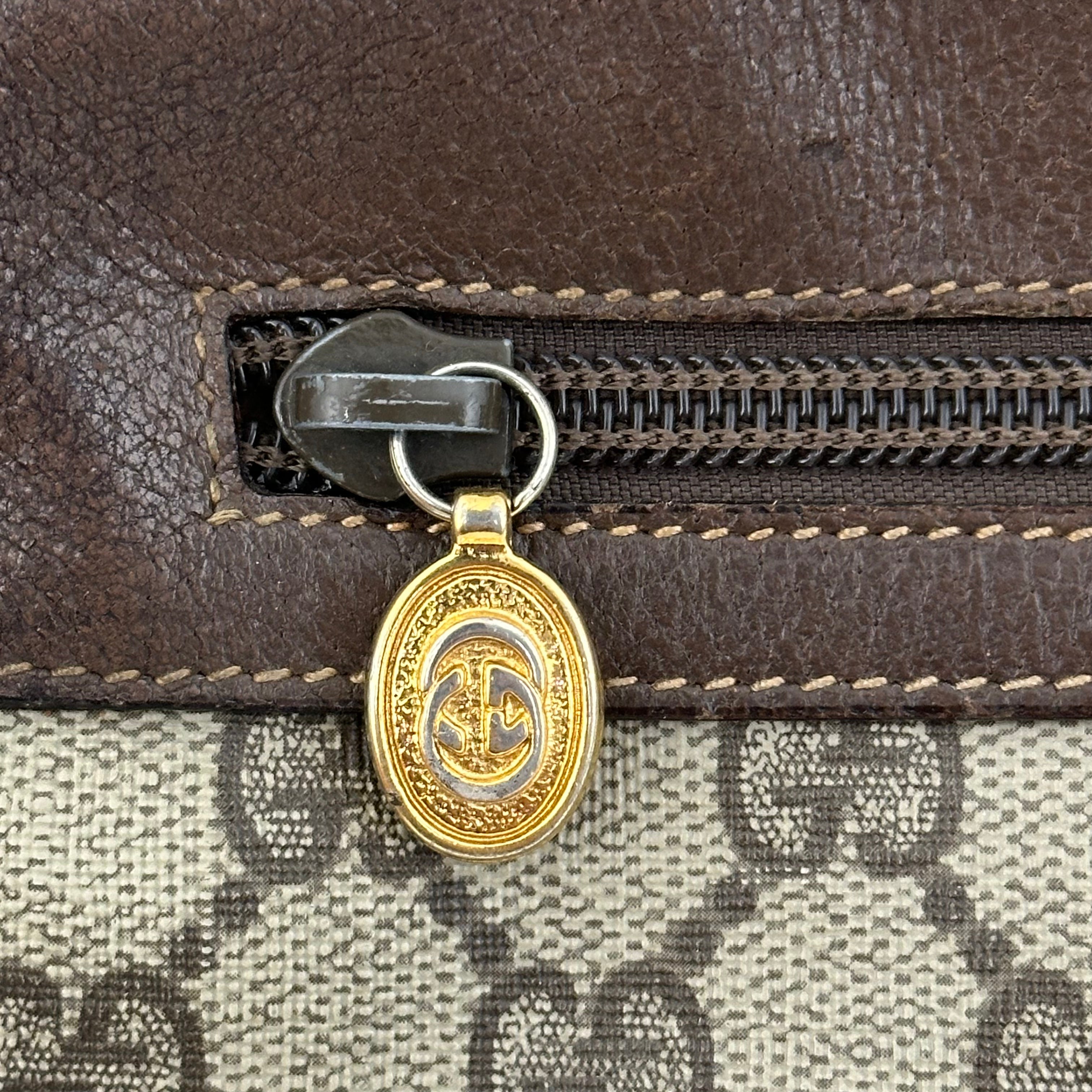 GG Supreme Toiletry Bag
