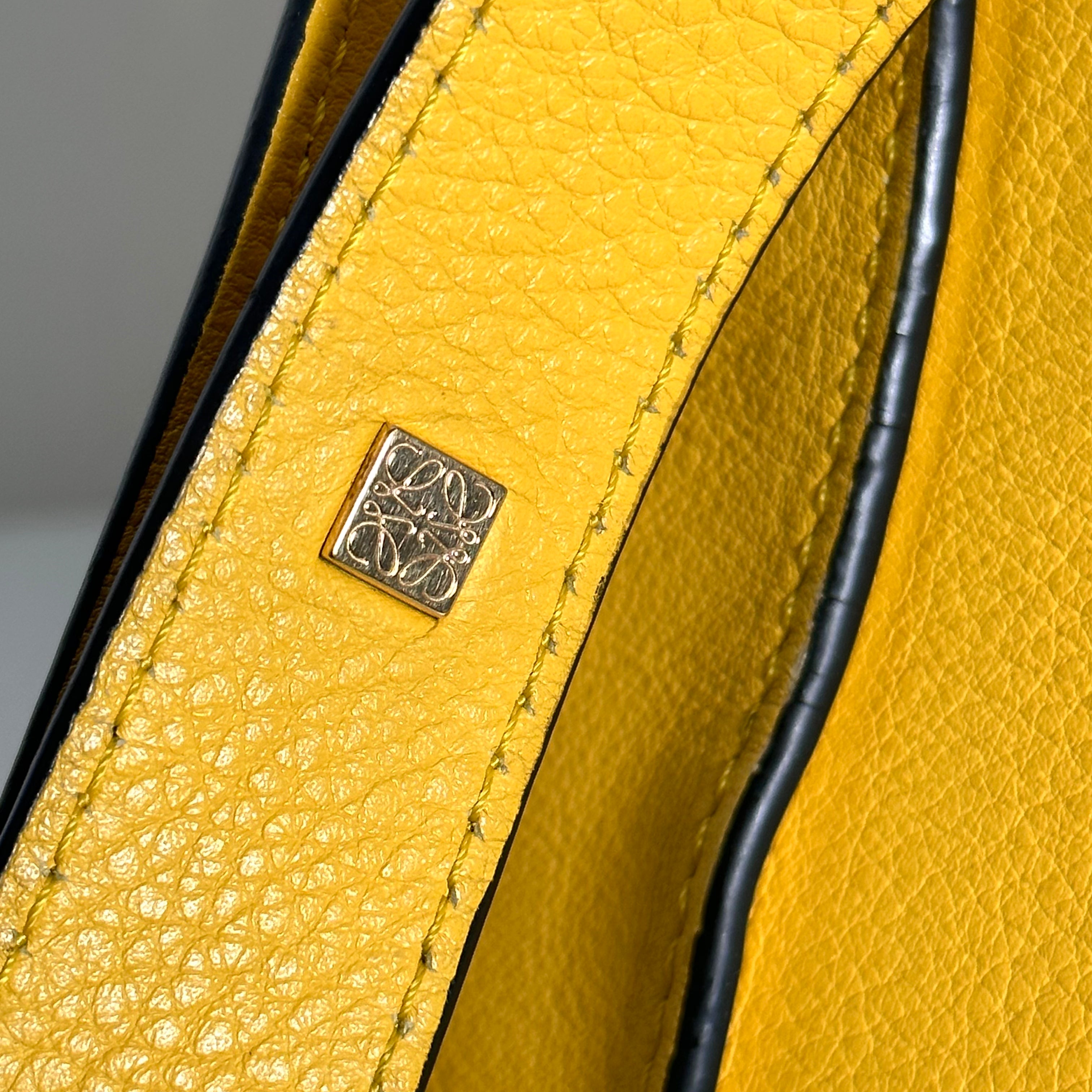 Small Hammock bag in soft grained calfskin