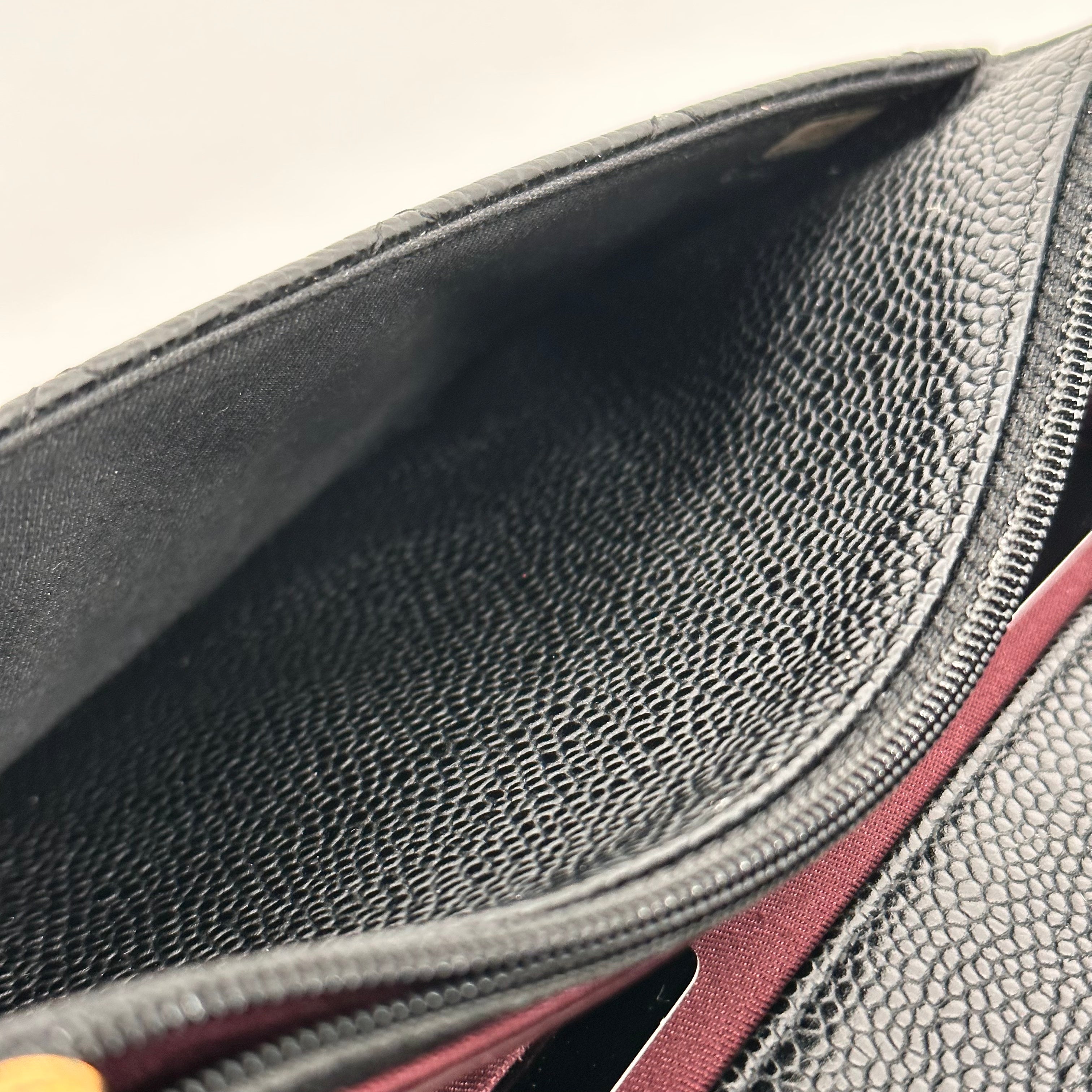 Classic Black Caviar Wallet on Chain (WOC)