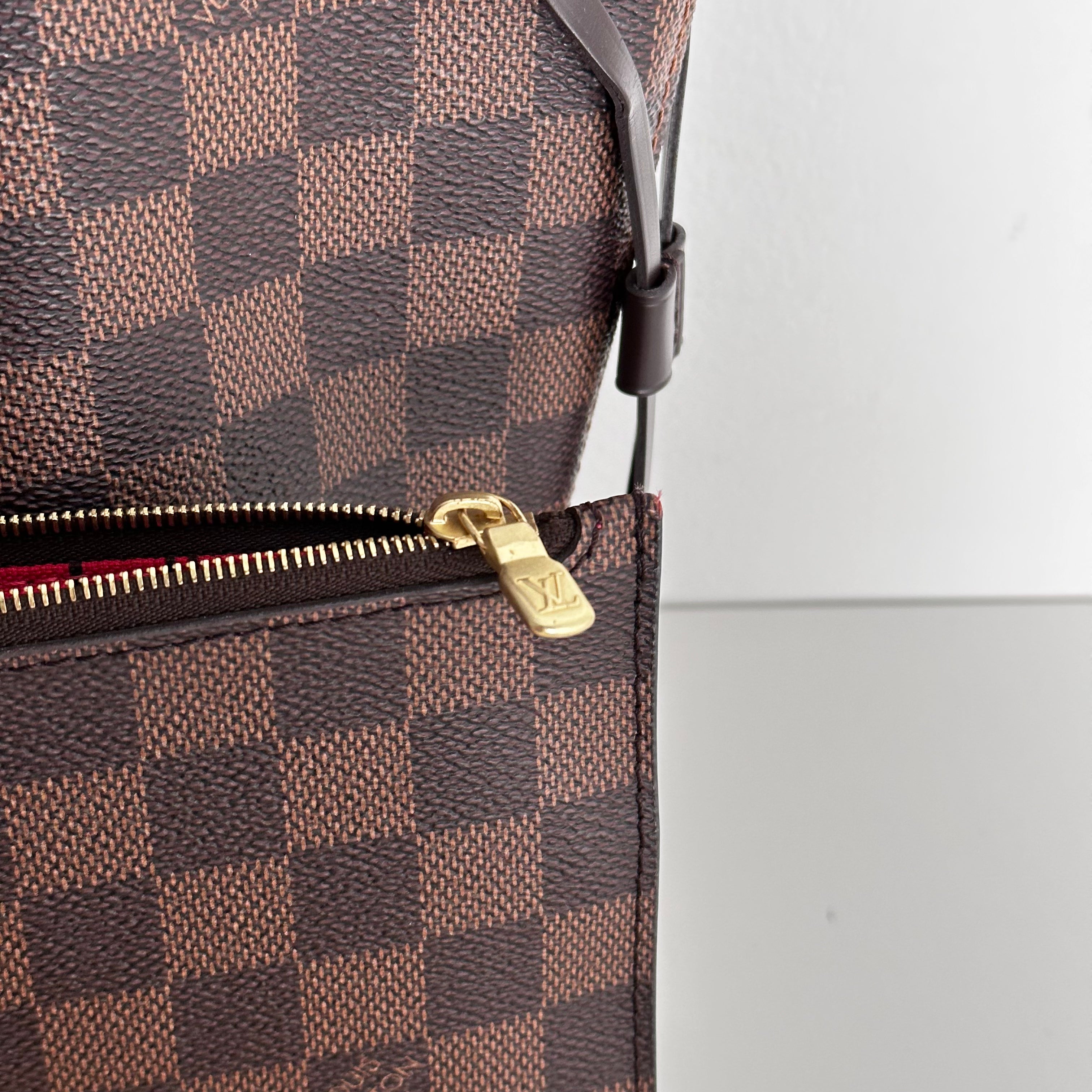Damier Ebene Neverfull MM w/ Pouch