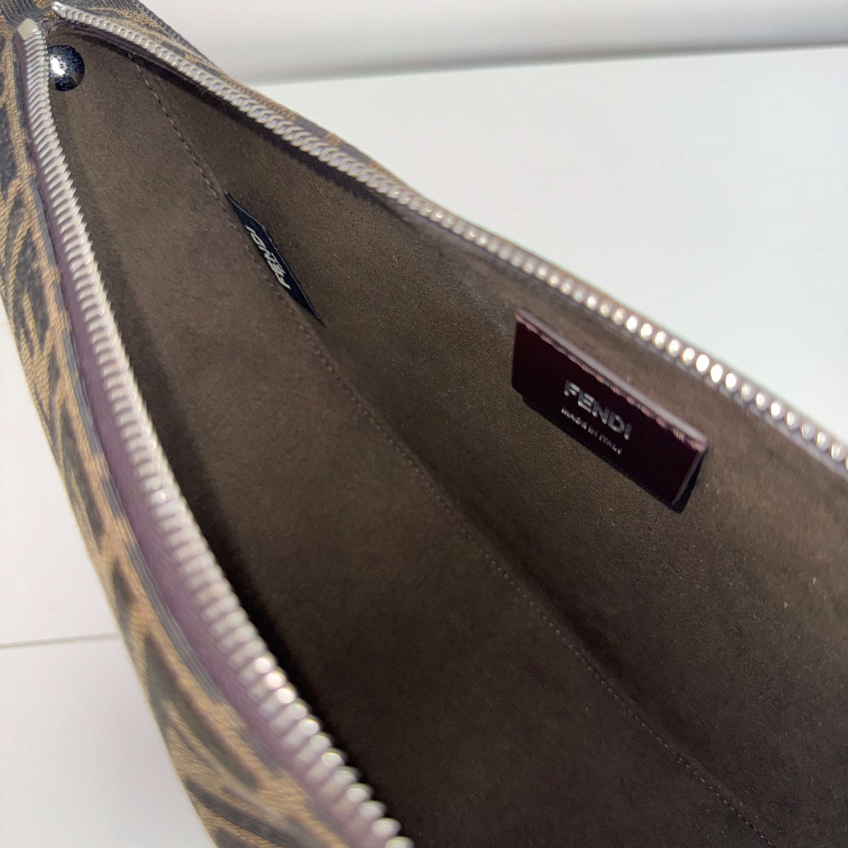 Zucca Messenger Bag