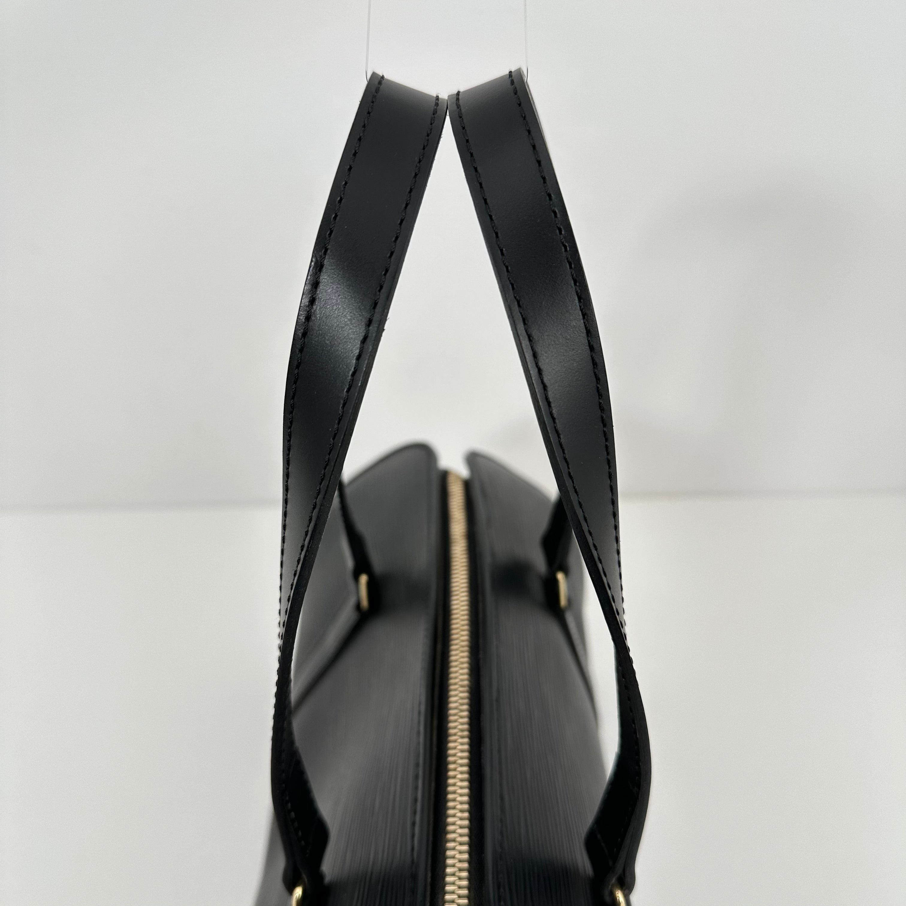 Black Epi Soufflot w/ Pouch