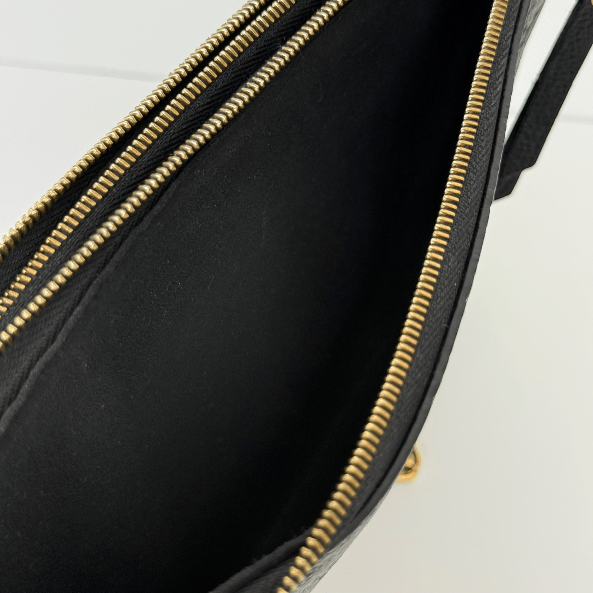 Double Zip Pochette