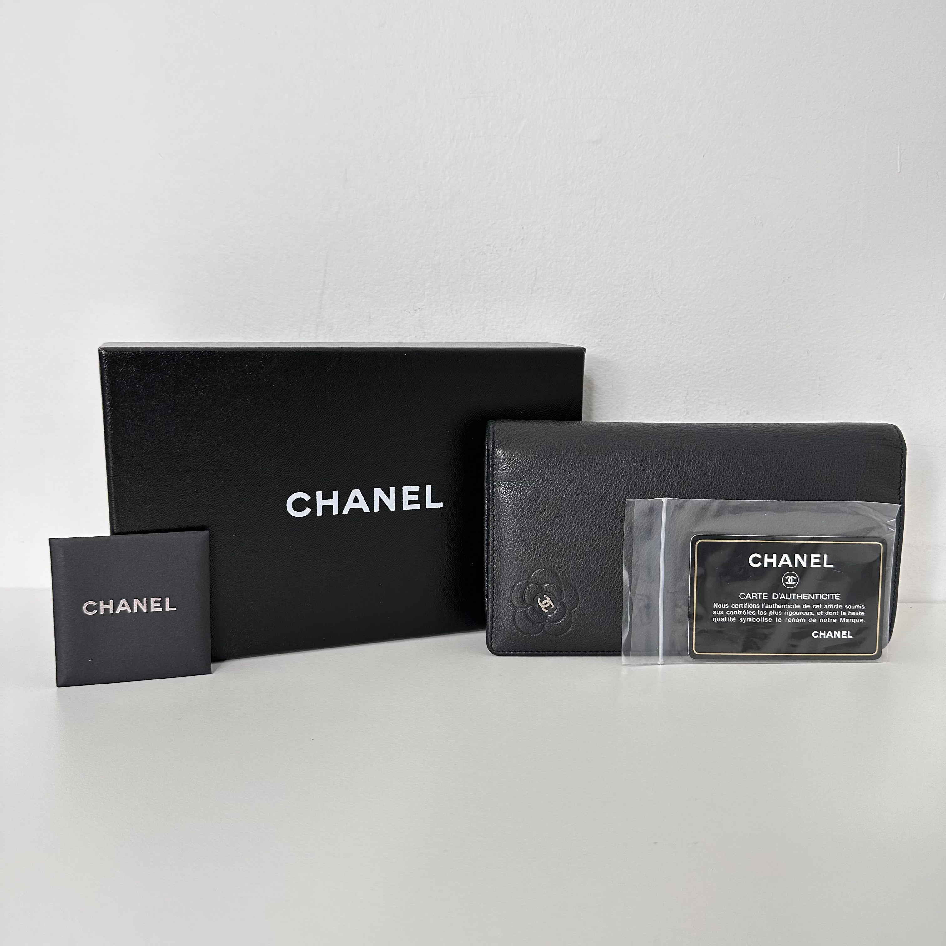 Camellia Leather Wallet