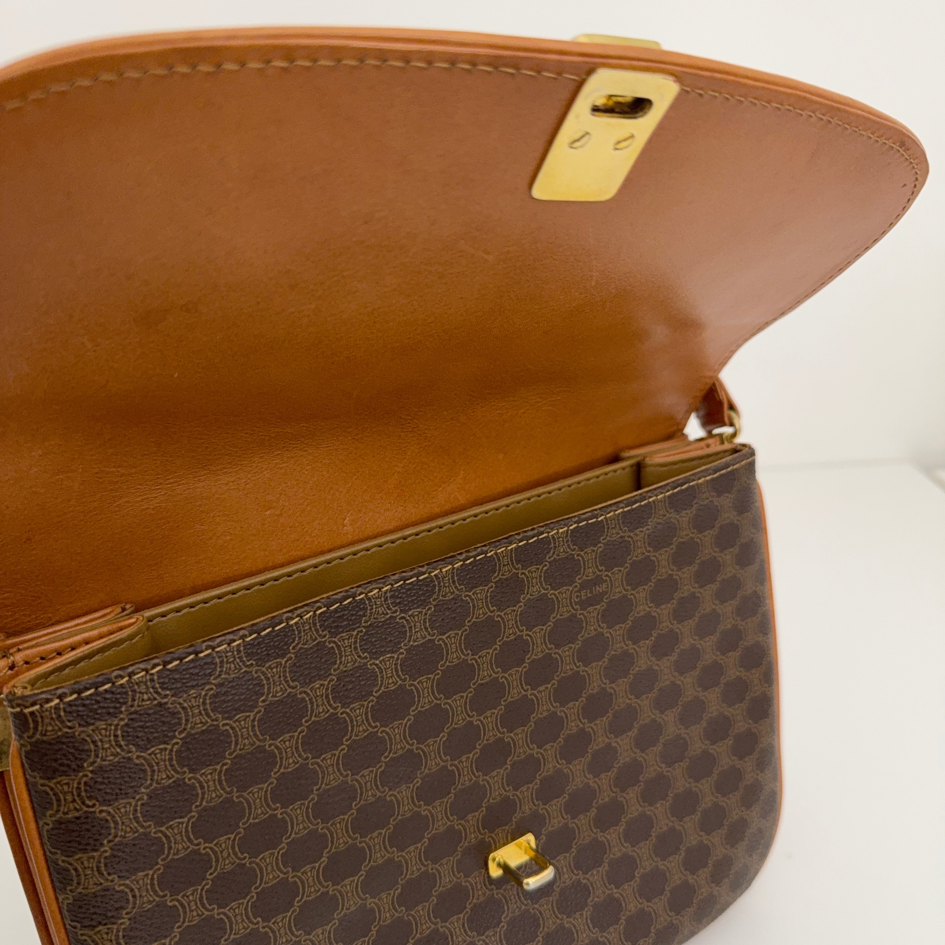 Macadam Slide Lock Crossbody
