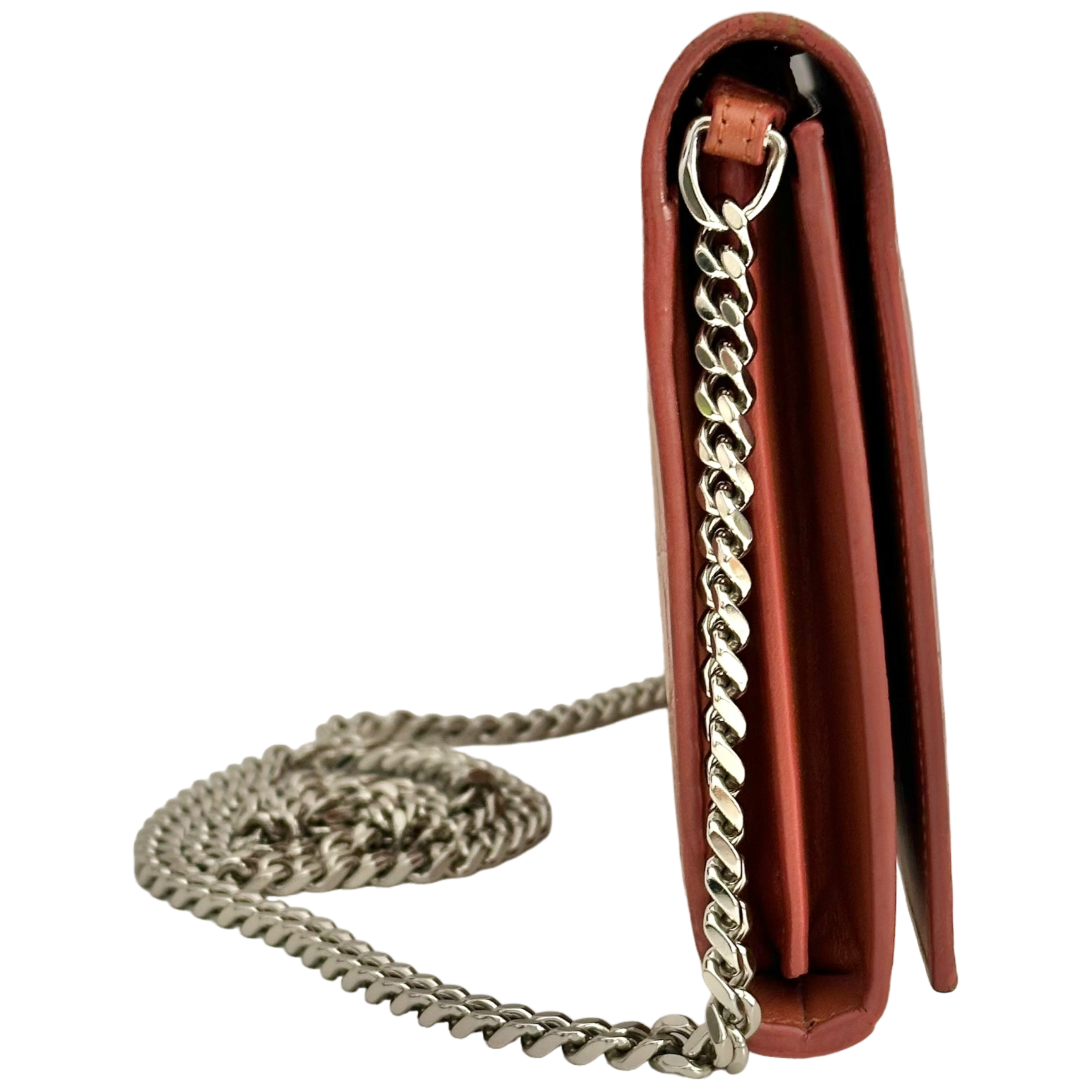Kate Chain on Wallet