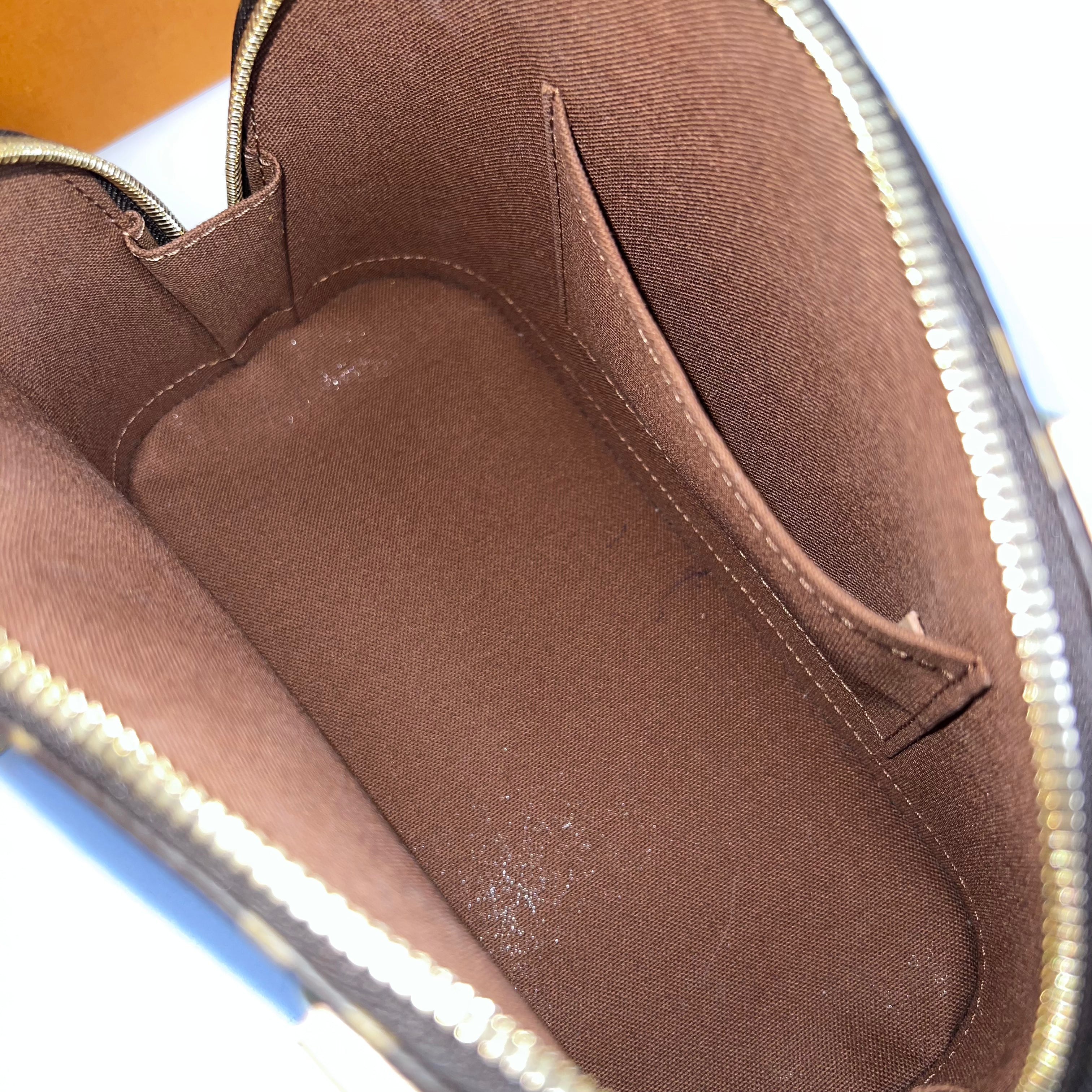 Monogram Alma BB