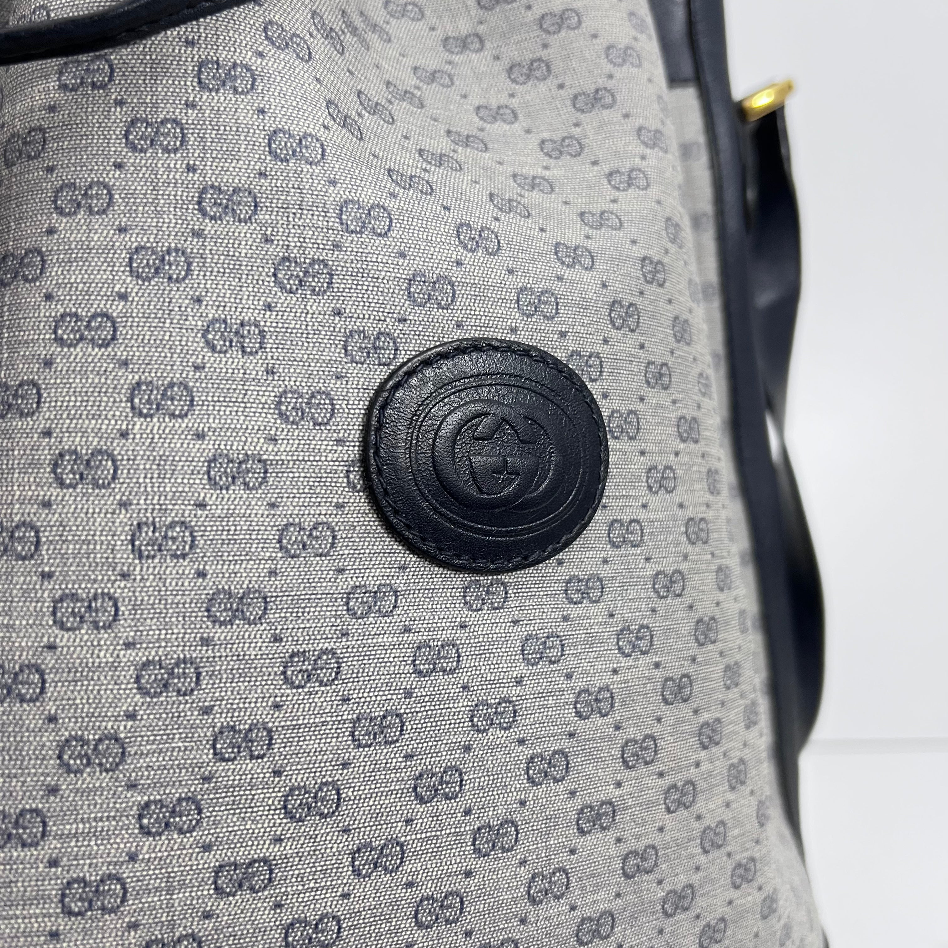 Navy GG Supreme Bucket Bag