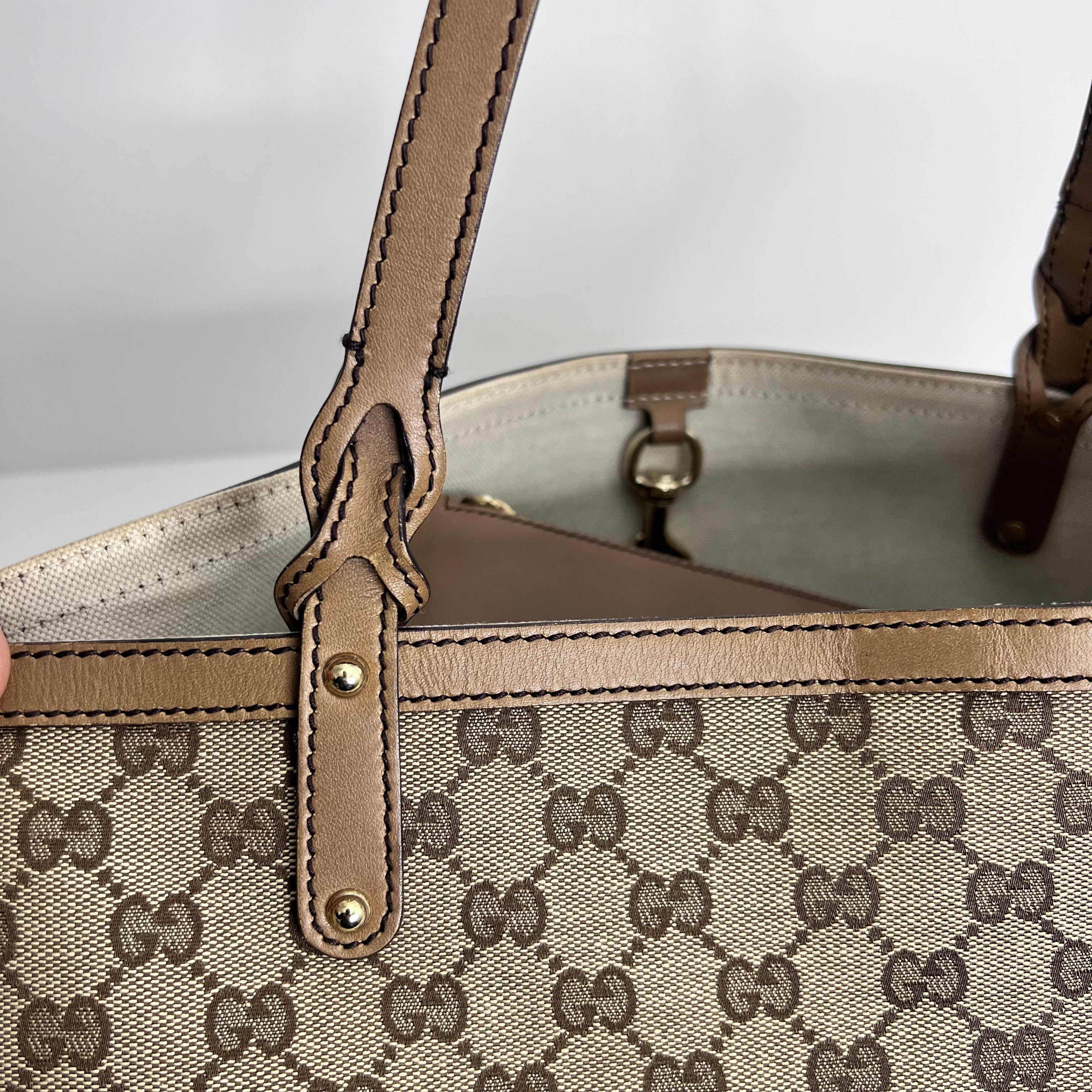 GG Brown Leather Tote w/ Pouch