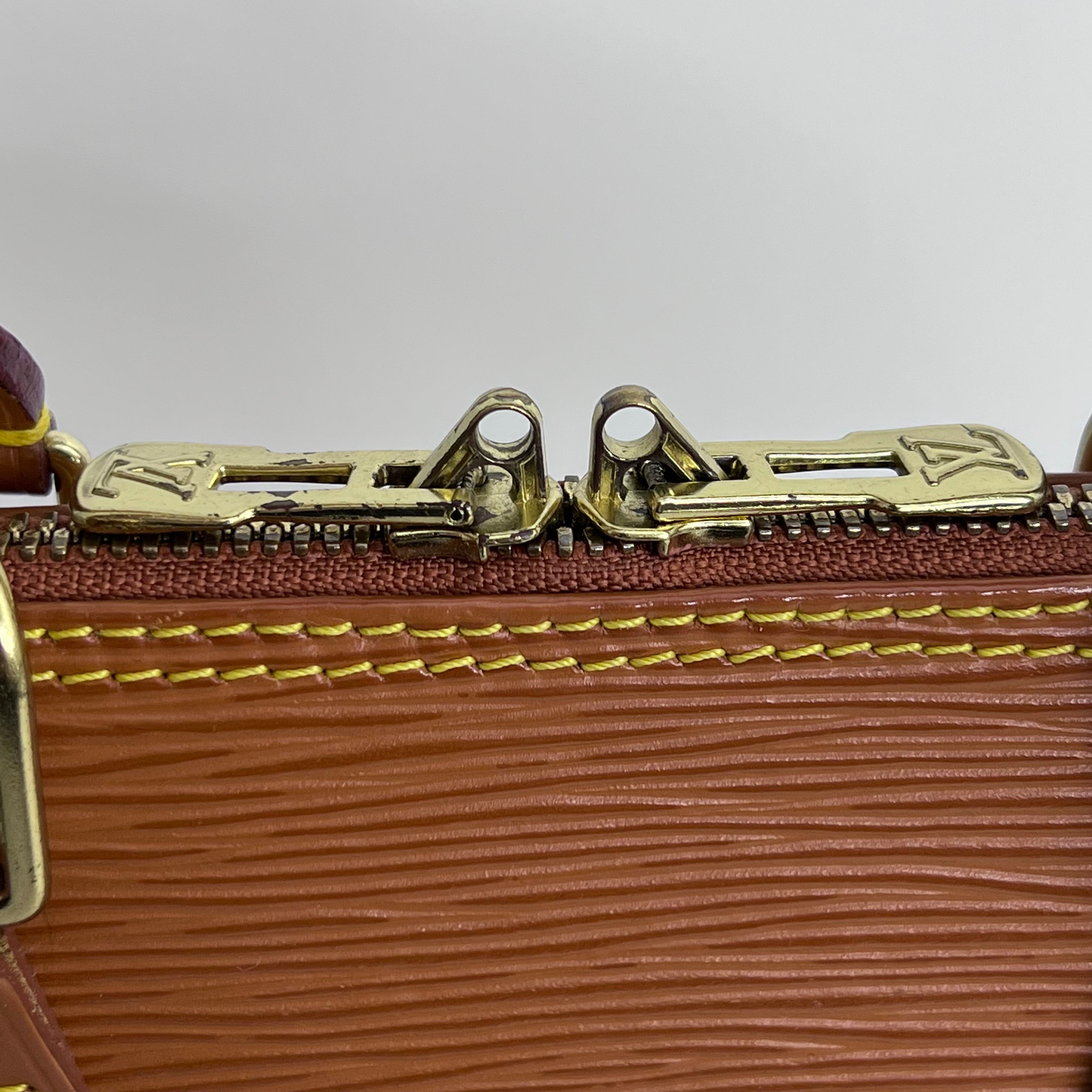 Camel Epi Alma PM w/ Strap