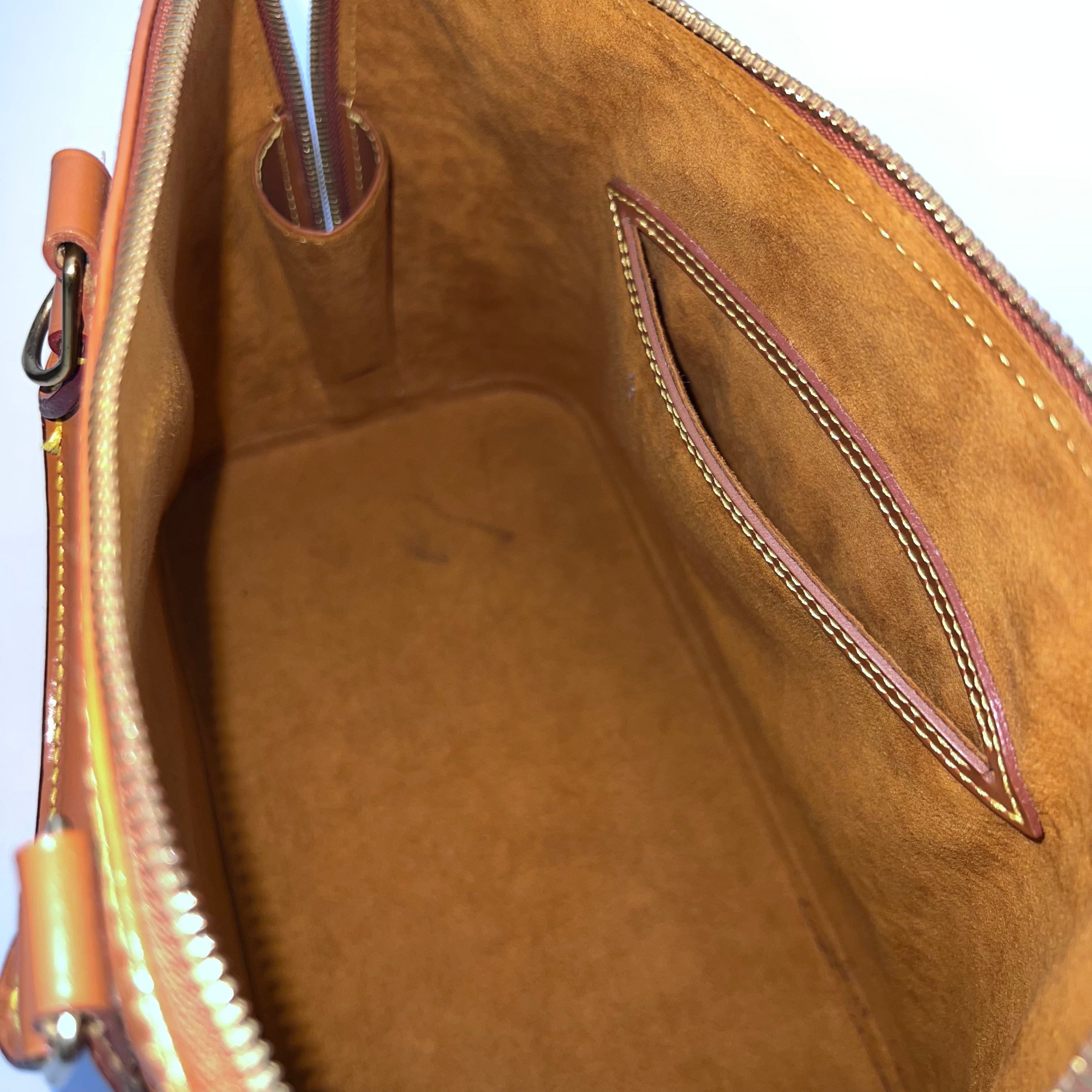 Camel Epi Alma PM w/ Strap