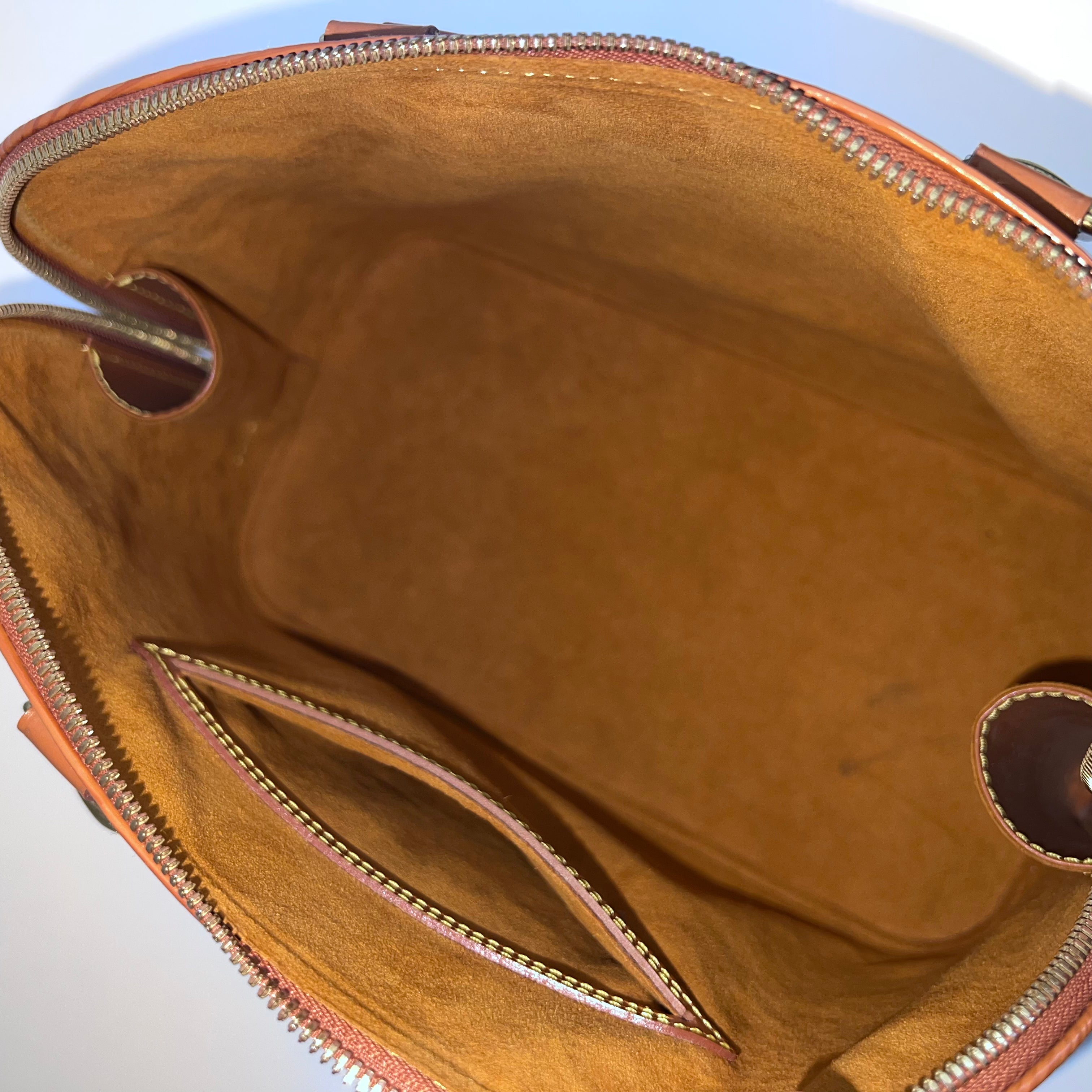 Camel Epi Alma PM w/ Strap