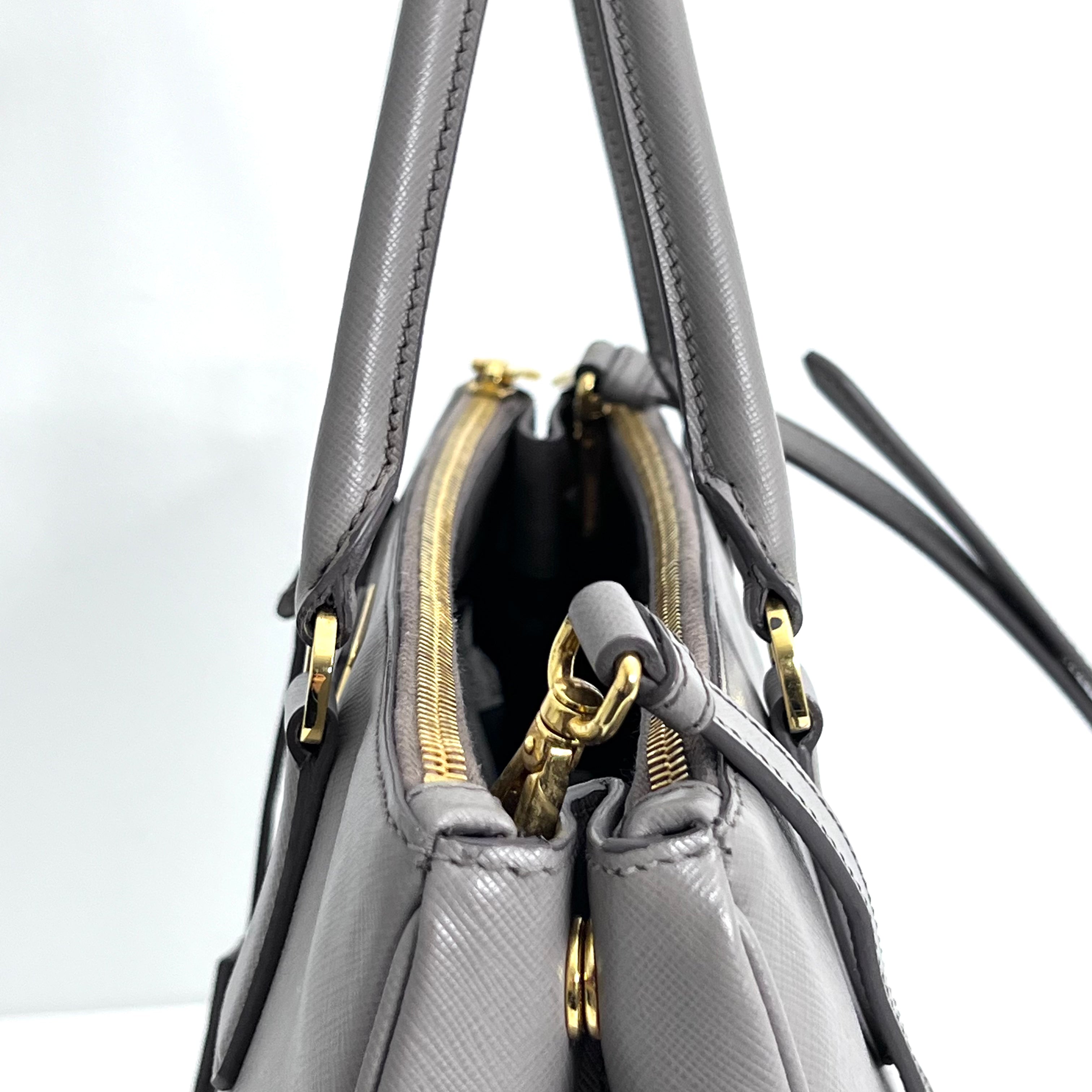 Medium Saffiano Lux Galleria Tote