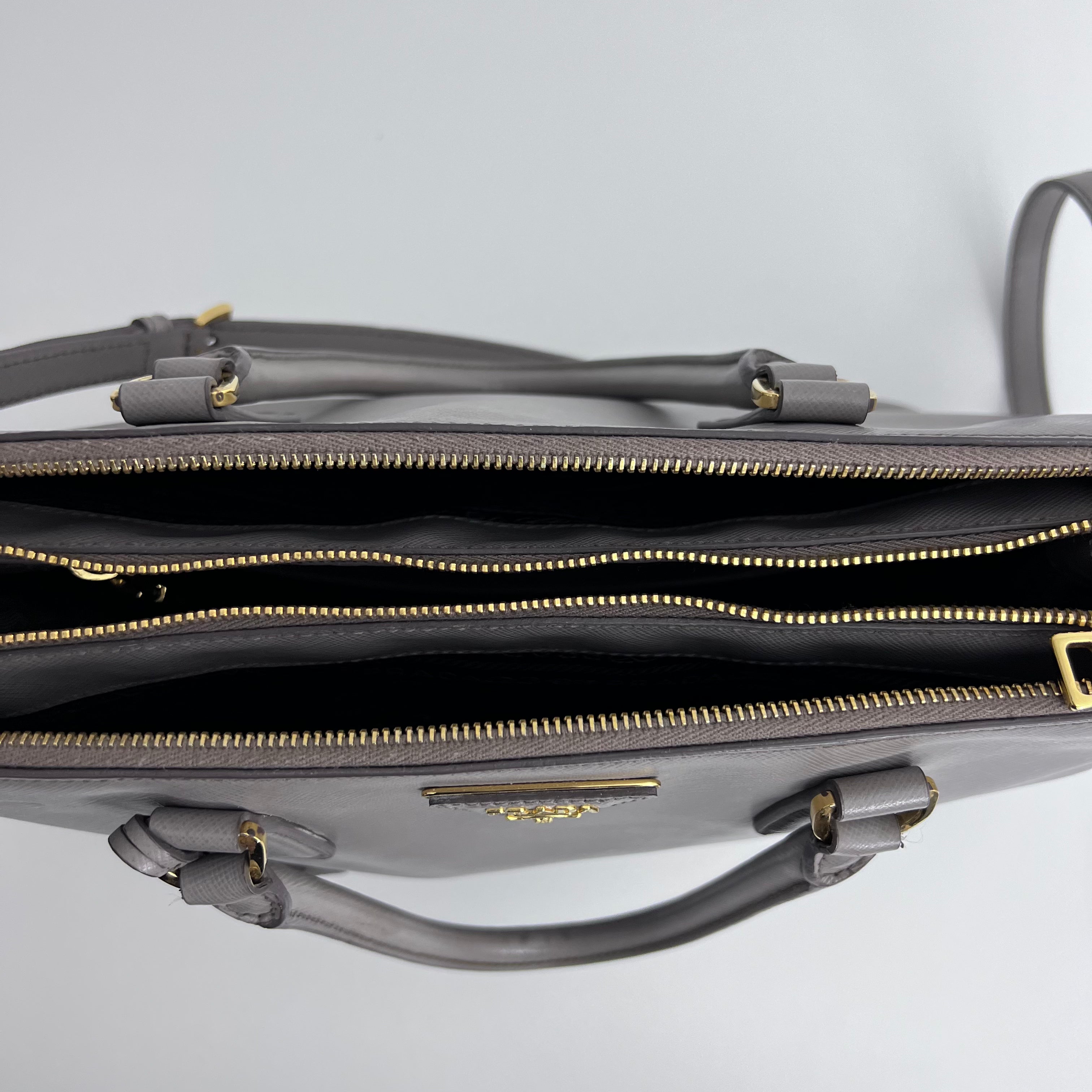 Medium Saffiano Lux Galleria Tote