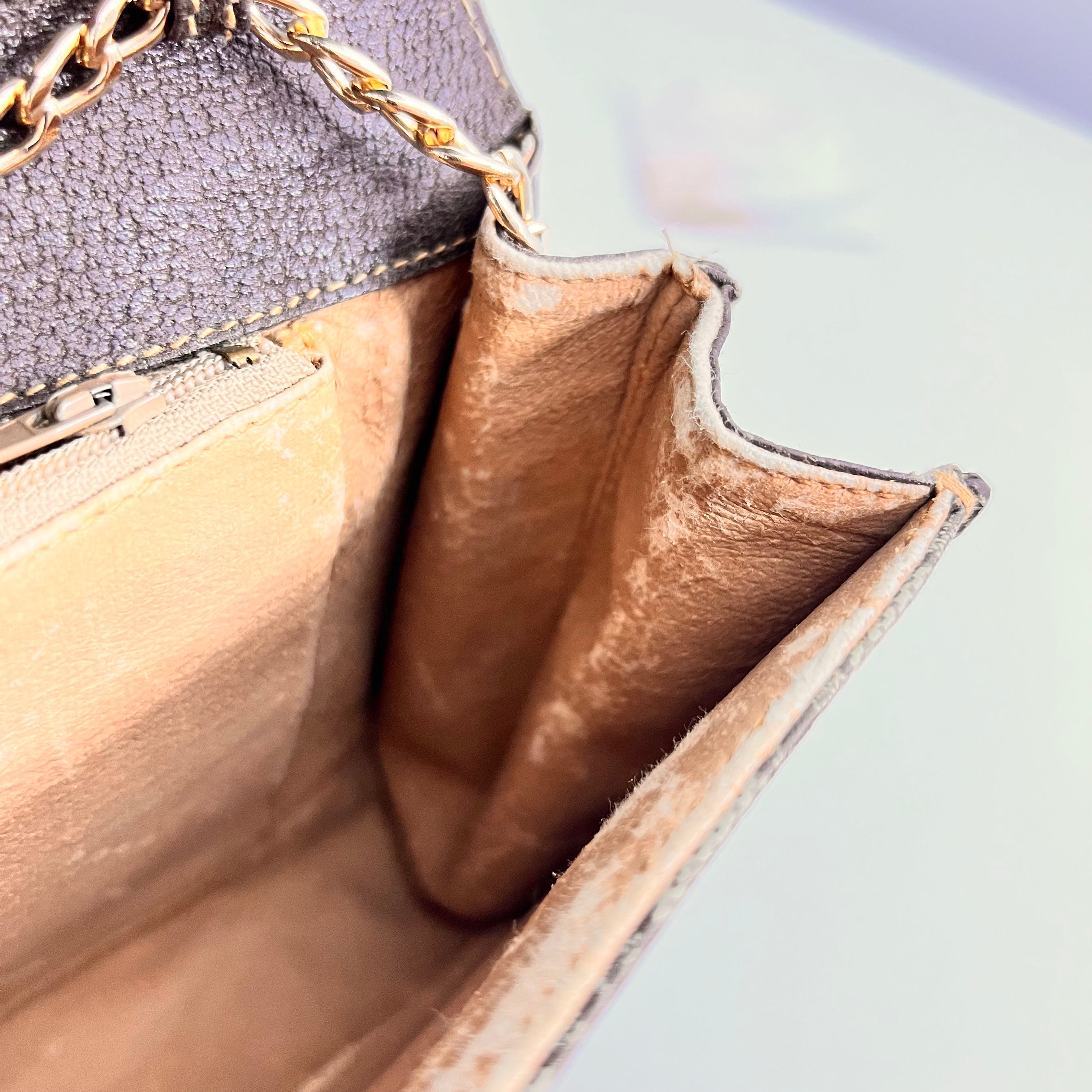 GG Supreme Clutch w/ Gold Chain