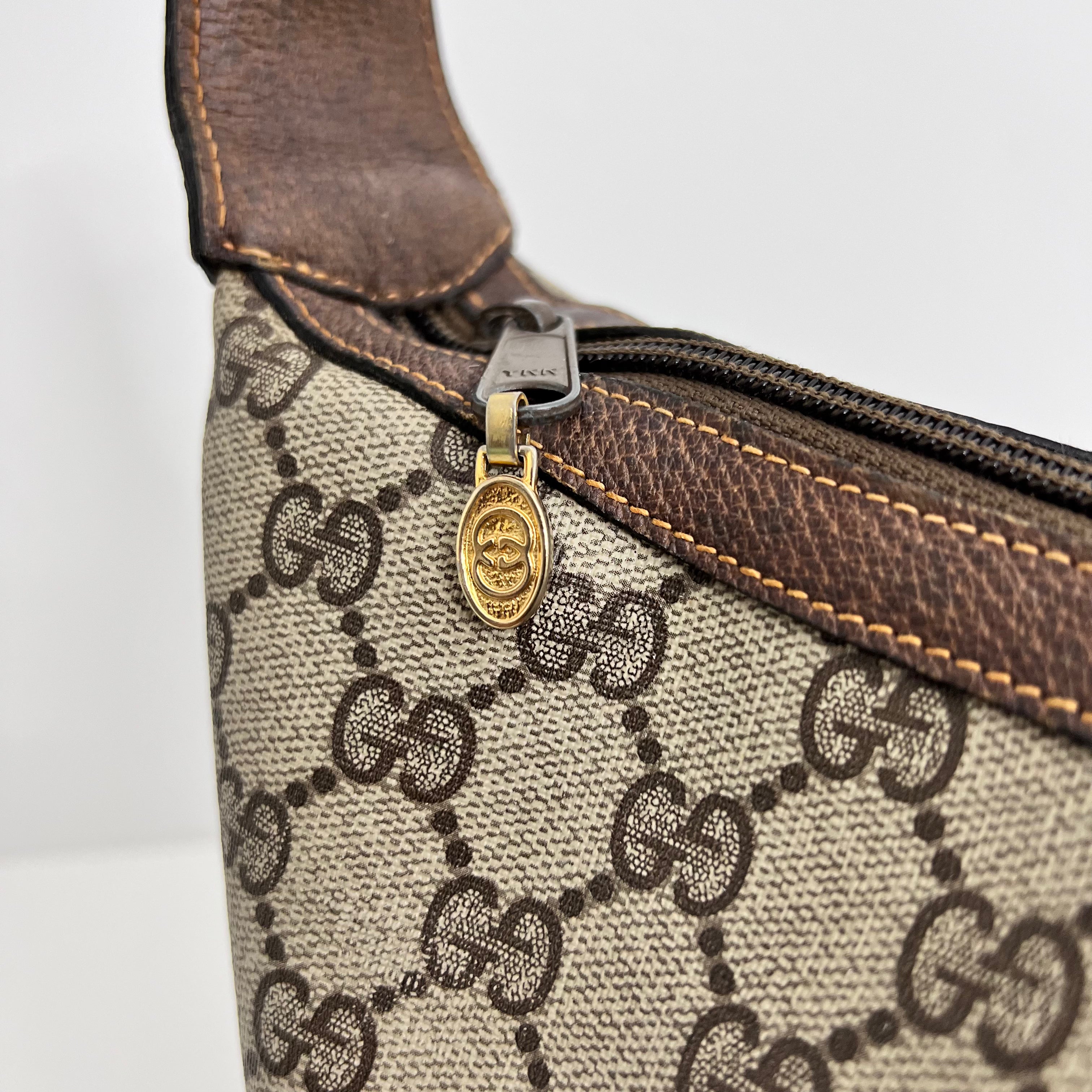 GG Medium Shoulder Bag