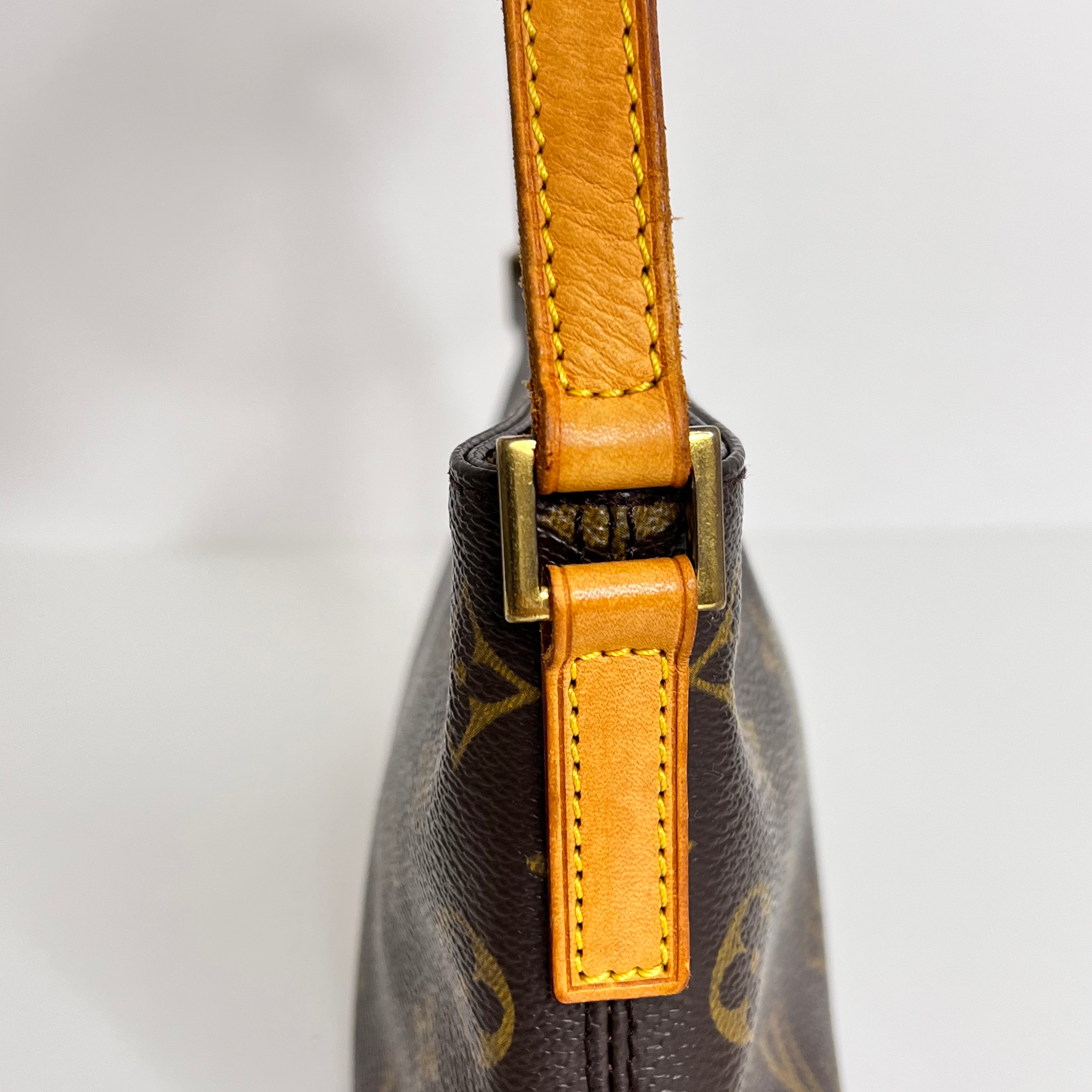 Monogram Trotteur