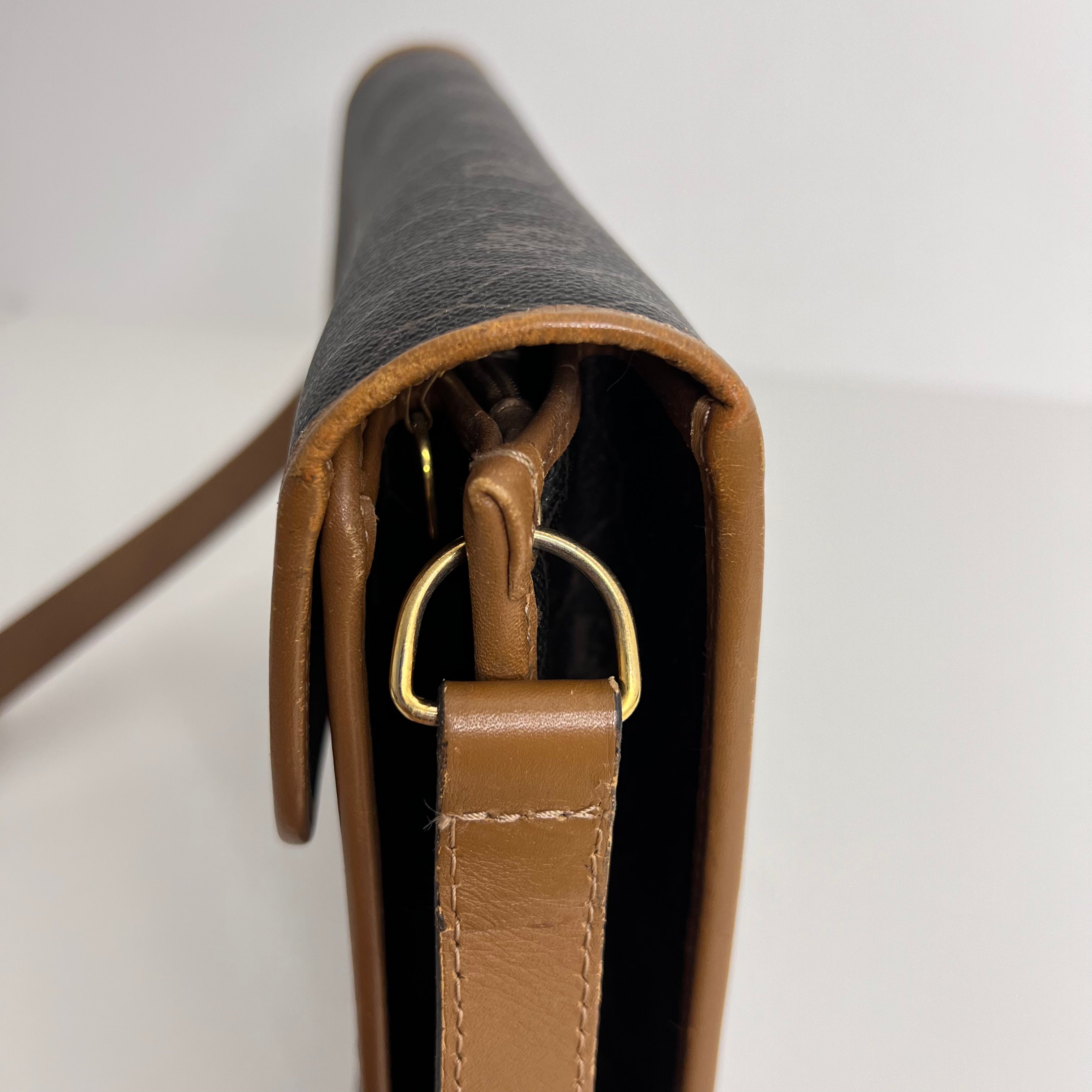 CD Honeycomb Crossbody