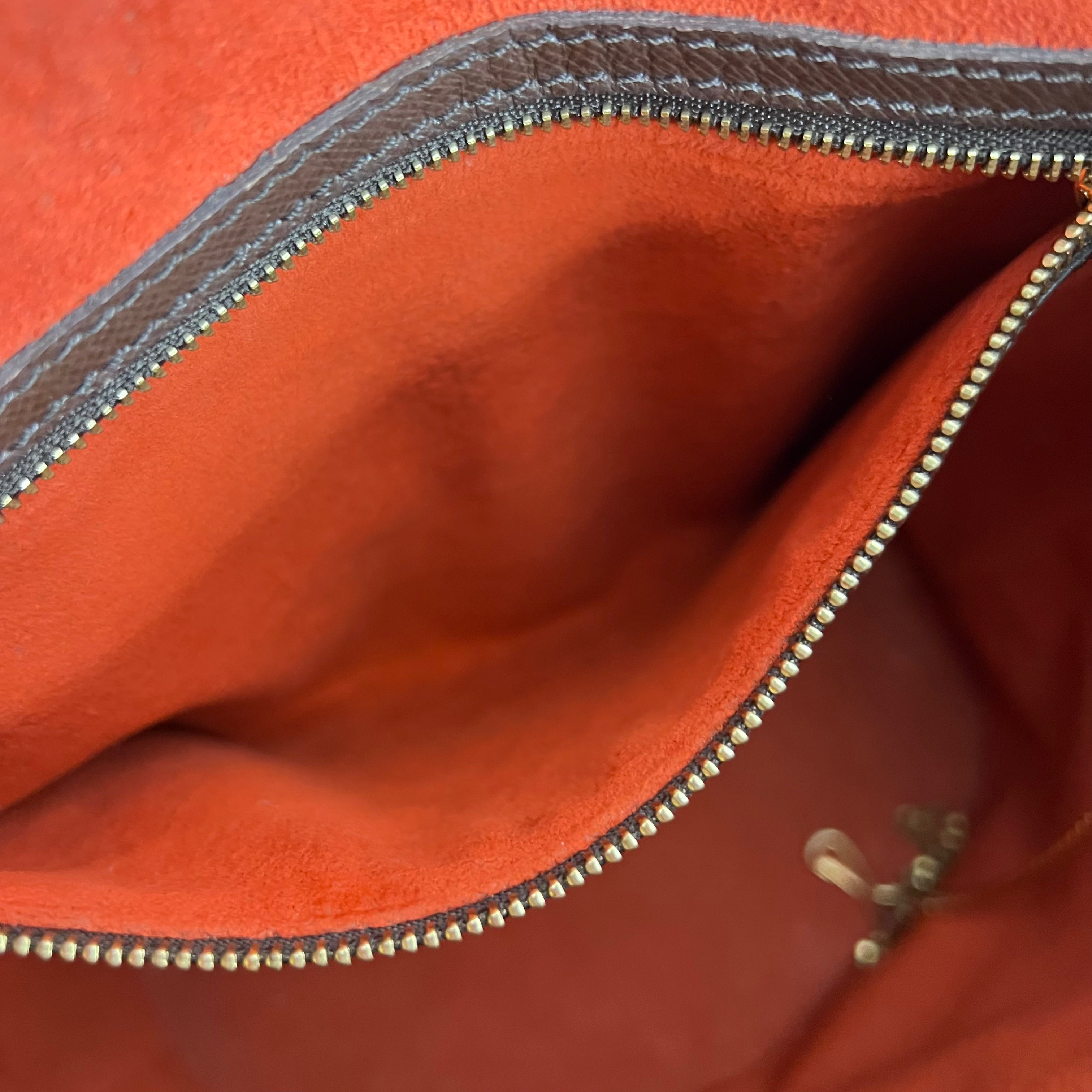 Damier Ebene Marais Petit Bucket Bag