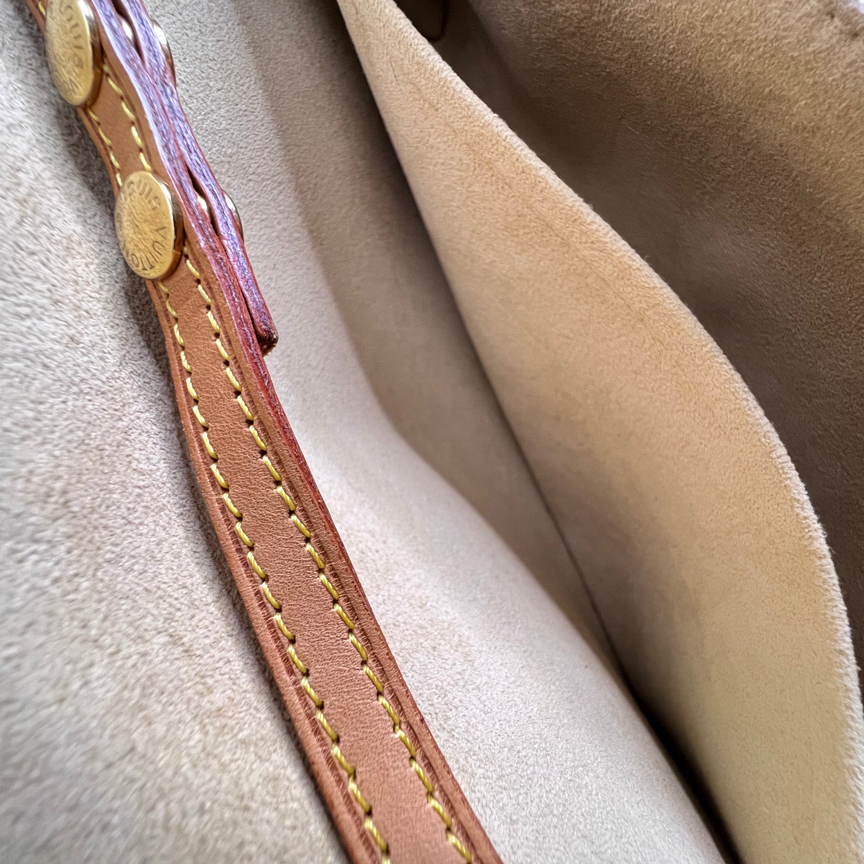 Monogram Pochette Twin GM