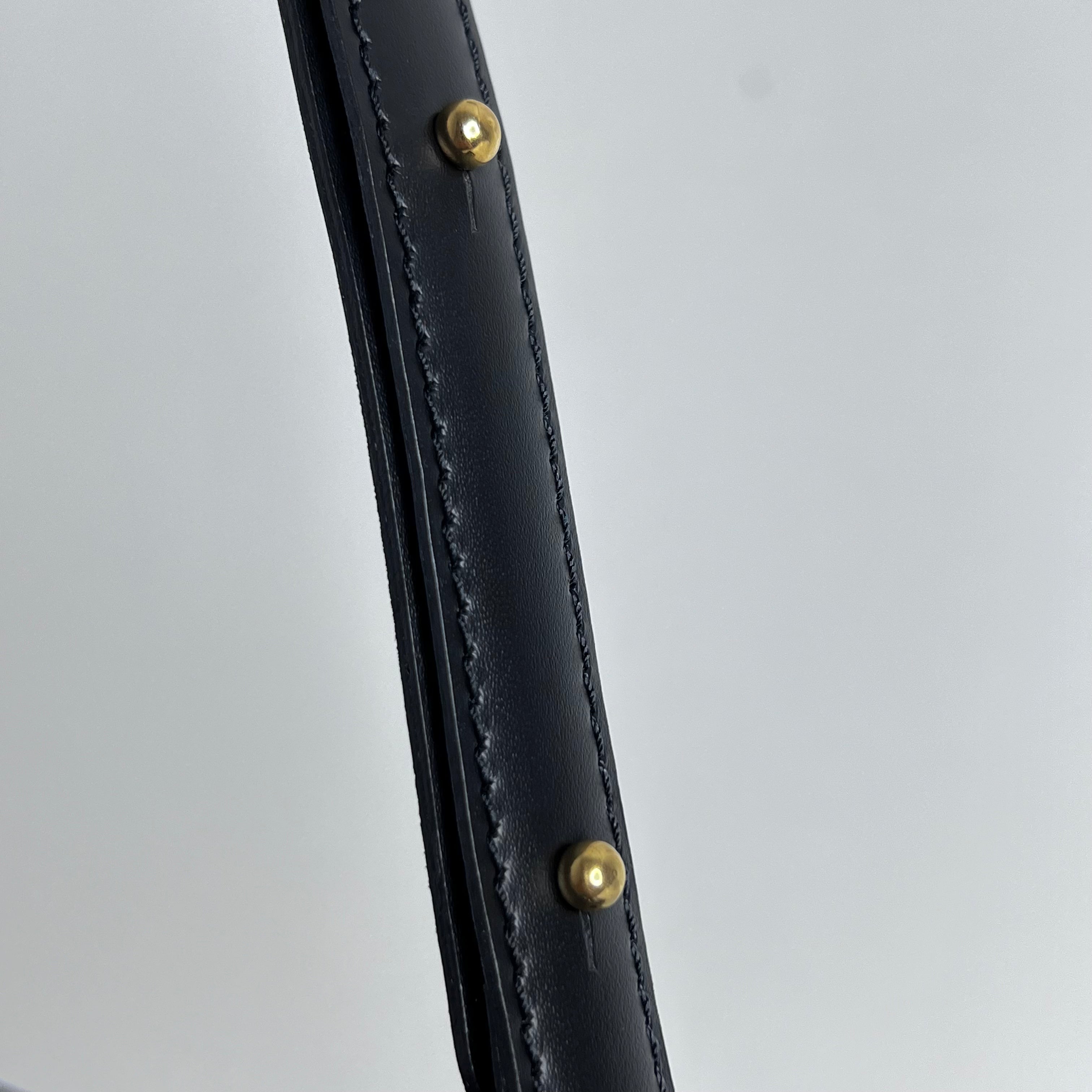 Epi Tilsitt Shoulder Bag