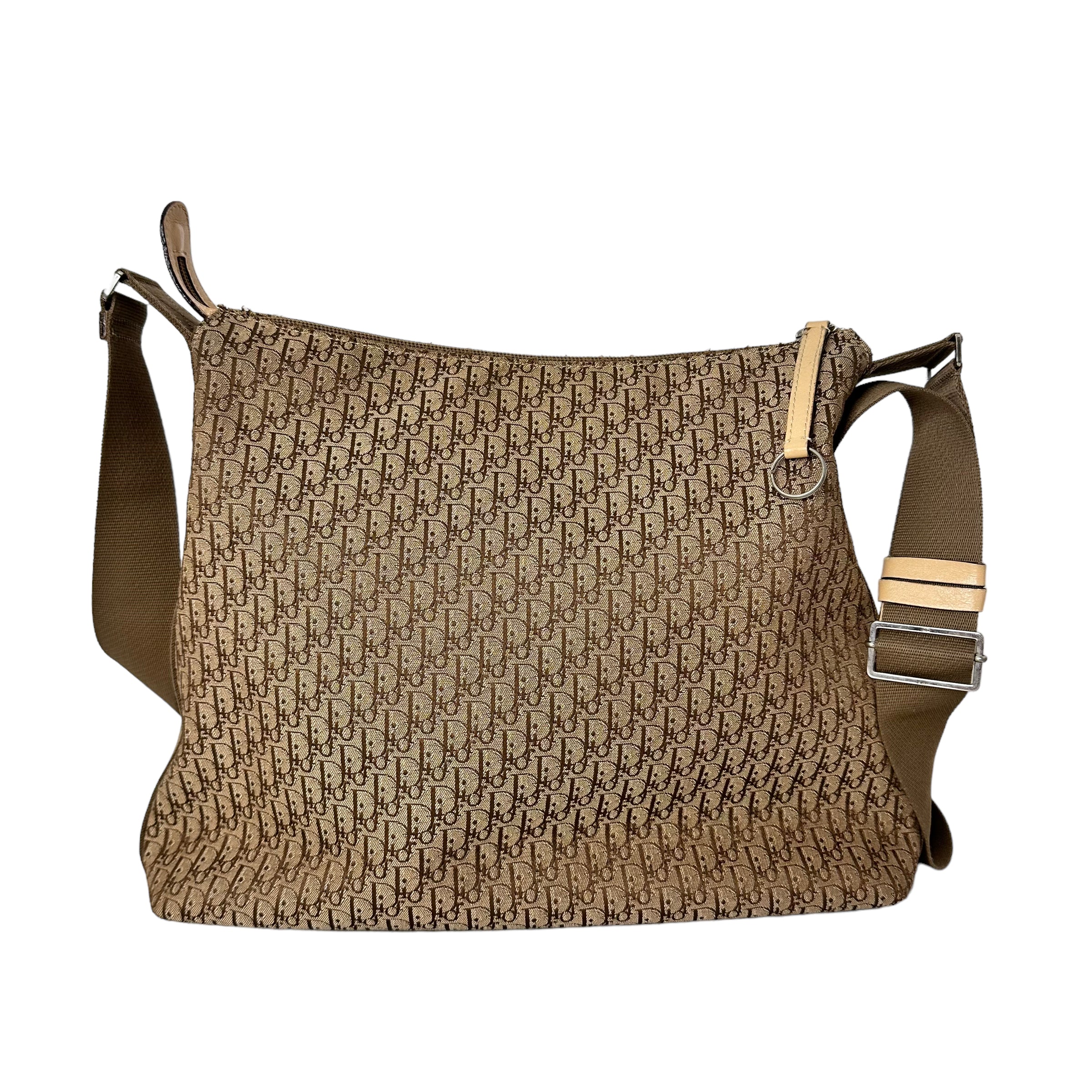Trotter Messenger Bag