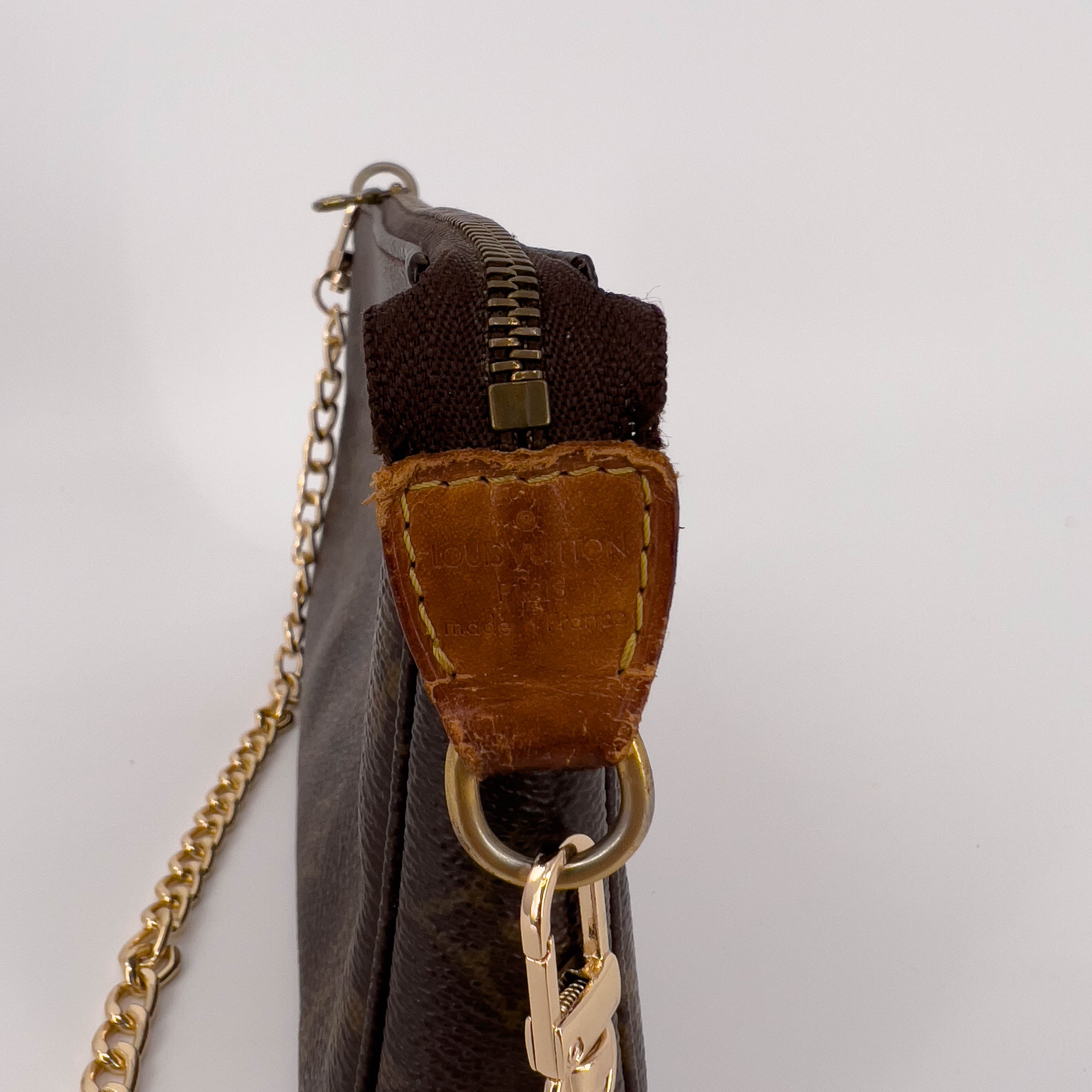 Pochette Accessoires with Chain