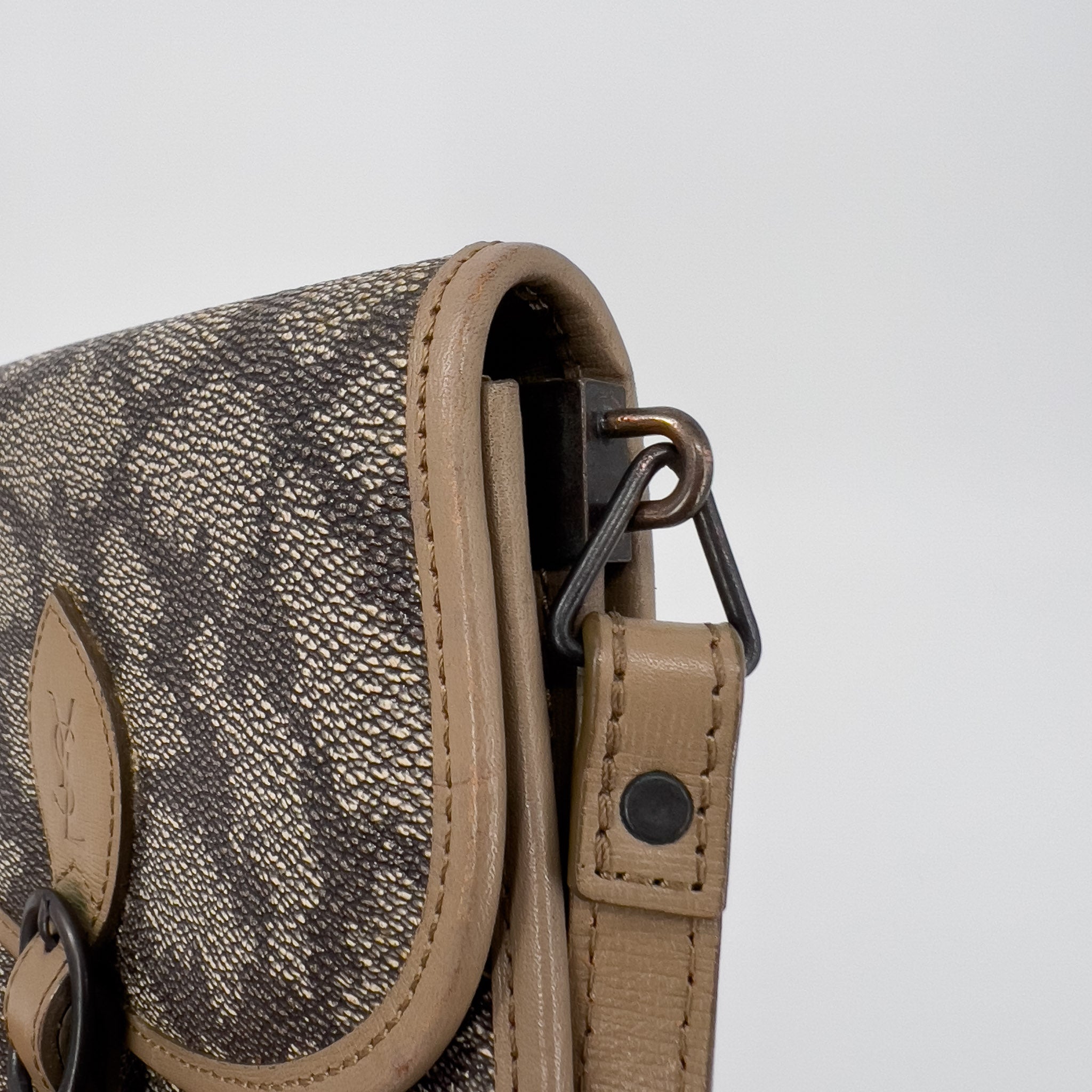 Giraffe Print Crossbody Bag