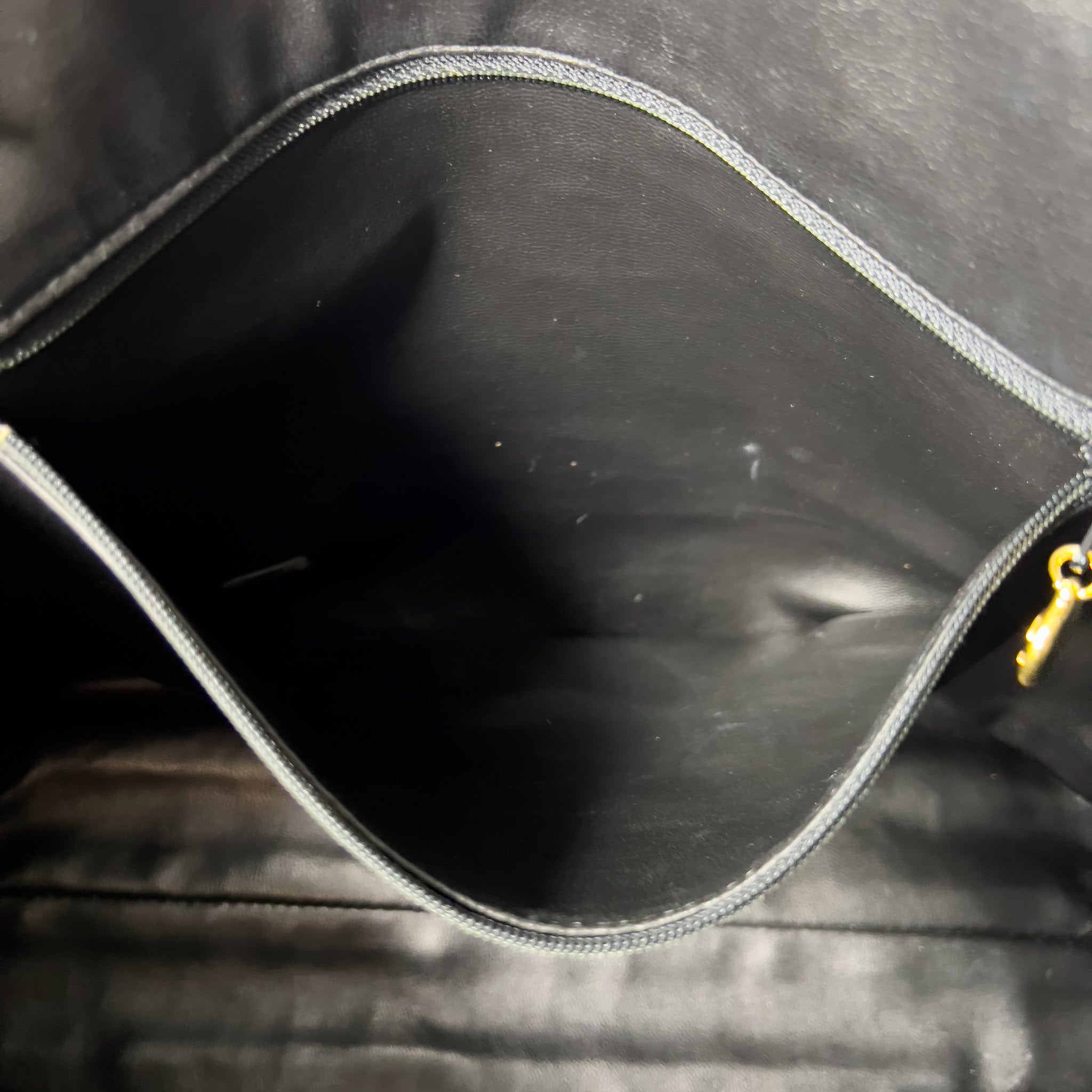 Vintage Caviar CC Turn-lock Tote